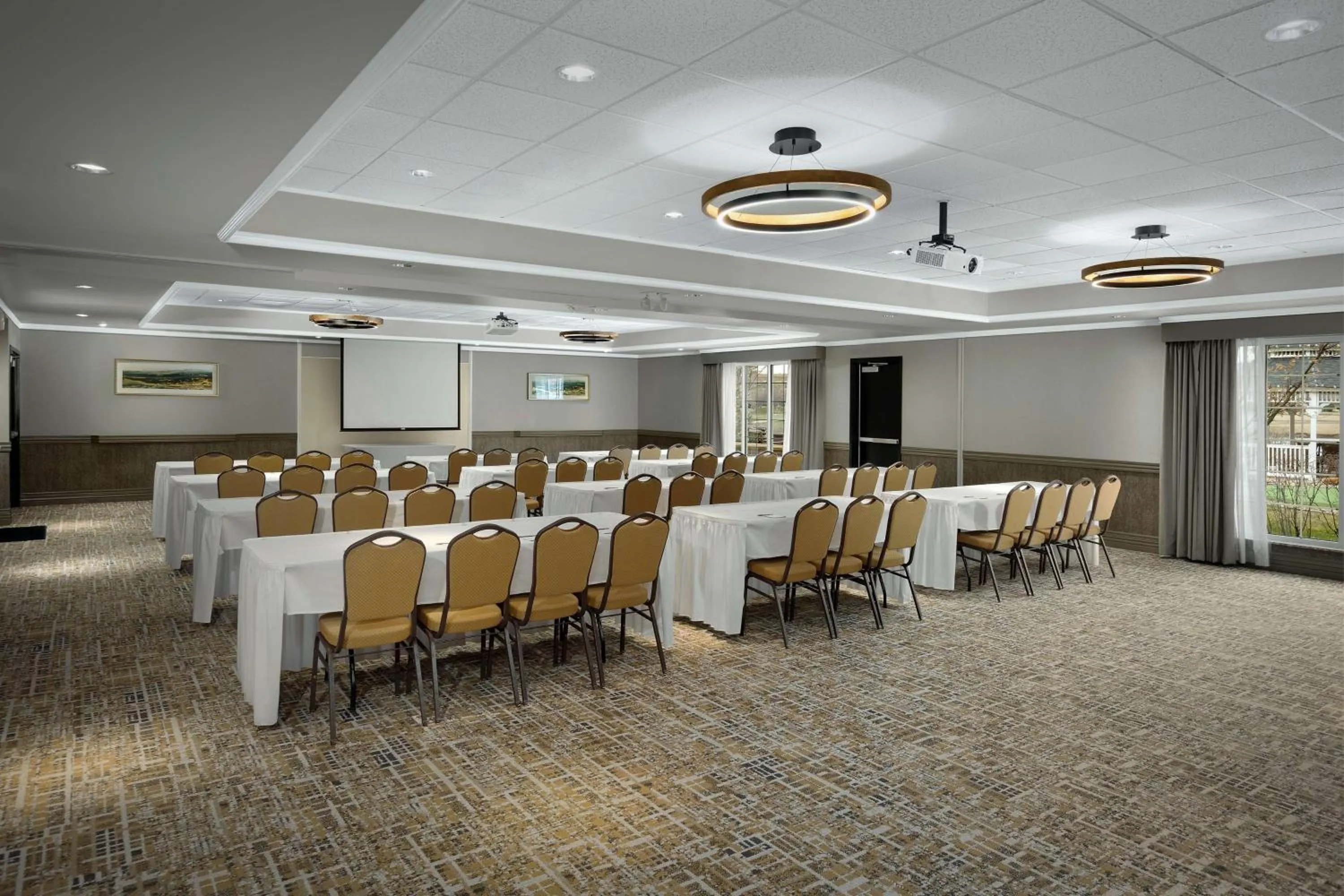 Meeting/conference room in Homewood Suites by Hilton at The Waterfront
