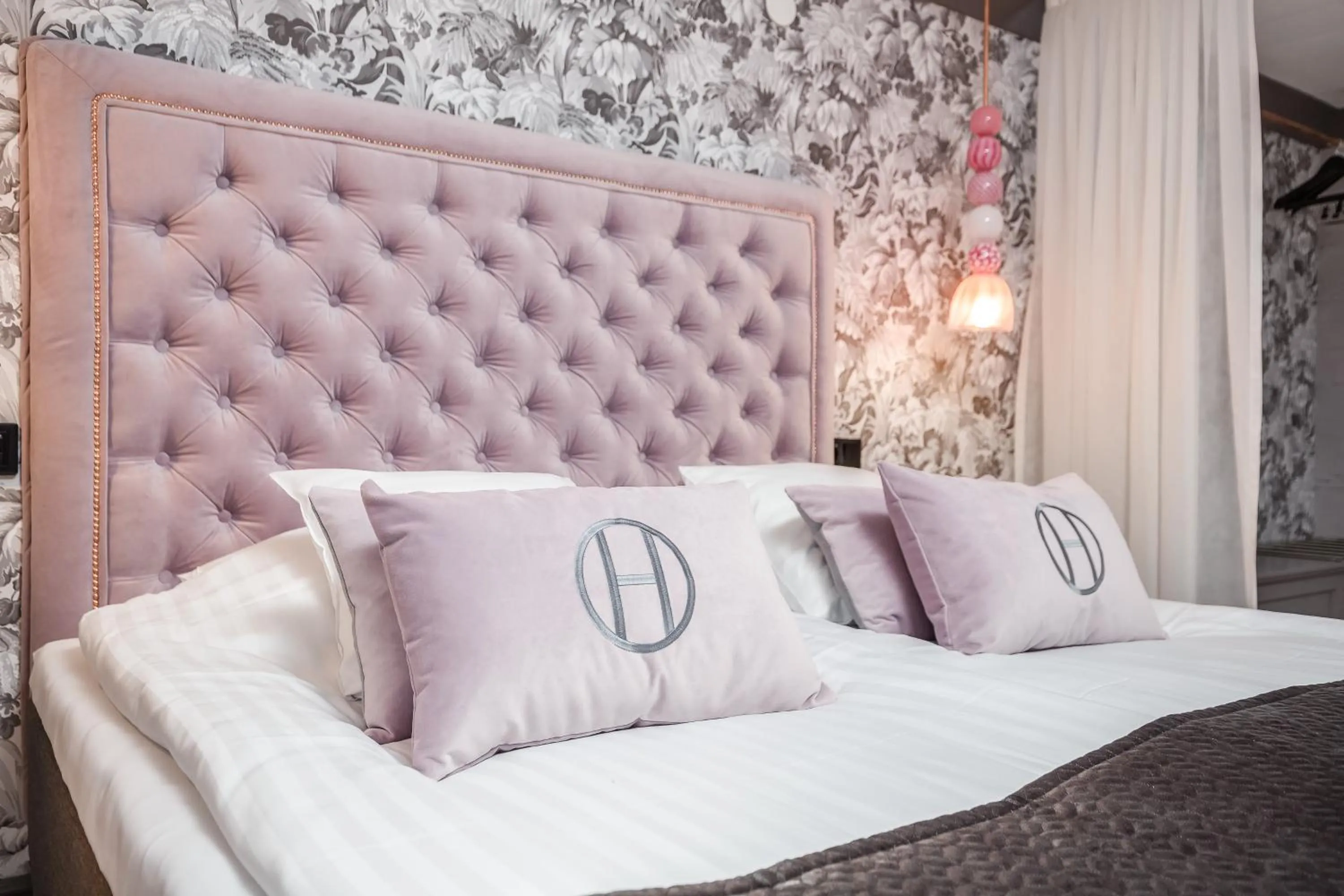 Bed in Högbo Brukshotell & Spa