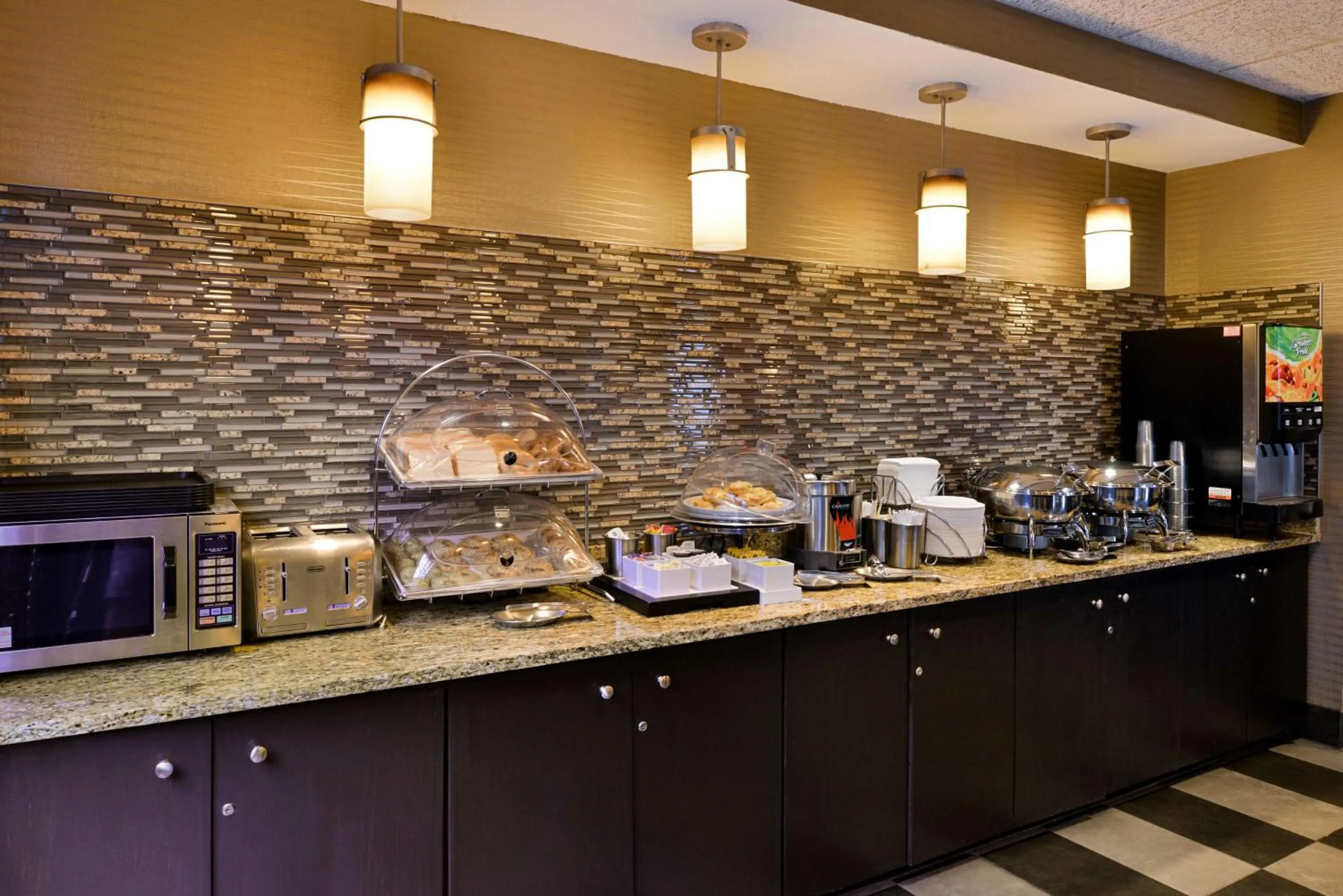 Restaurant/places to eat in Best Western Plus Wichita West Airport Inn