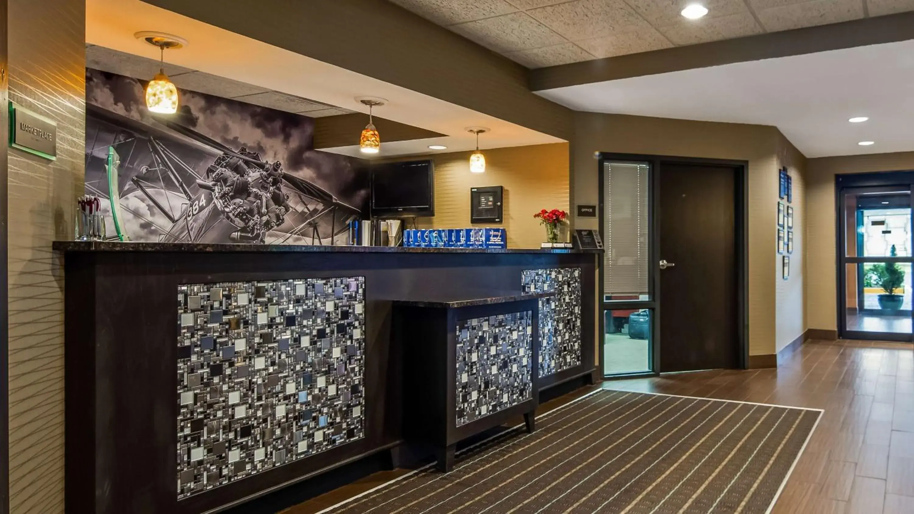 Lobby or reception in Best Western Plus Wichita West Airport Inn Lobby or reception in Best Western Plus Wichita West Airport Inn