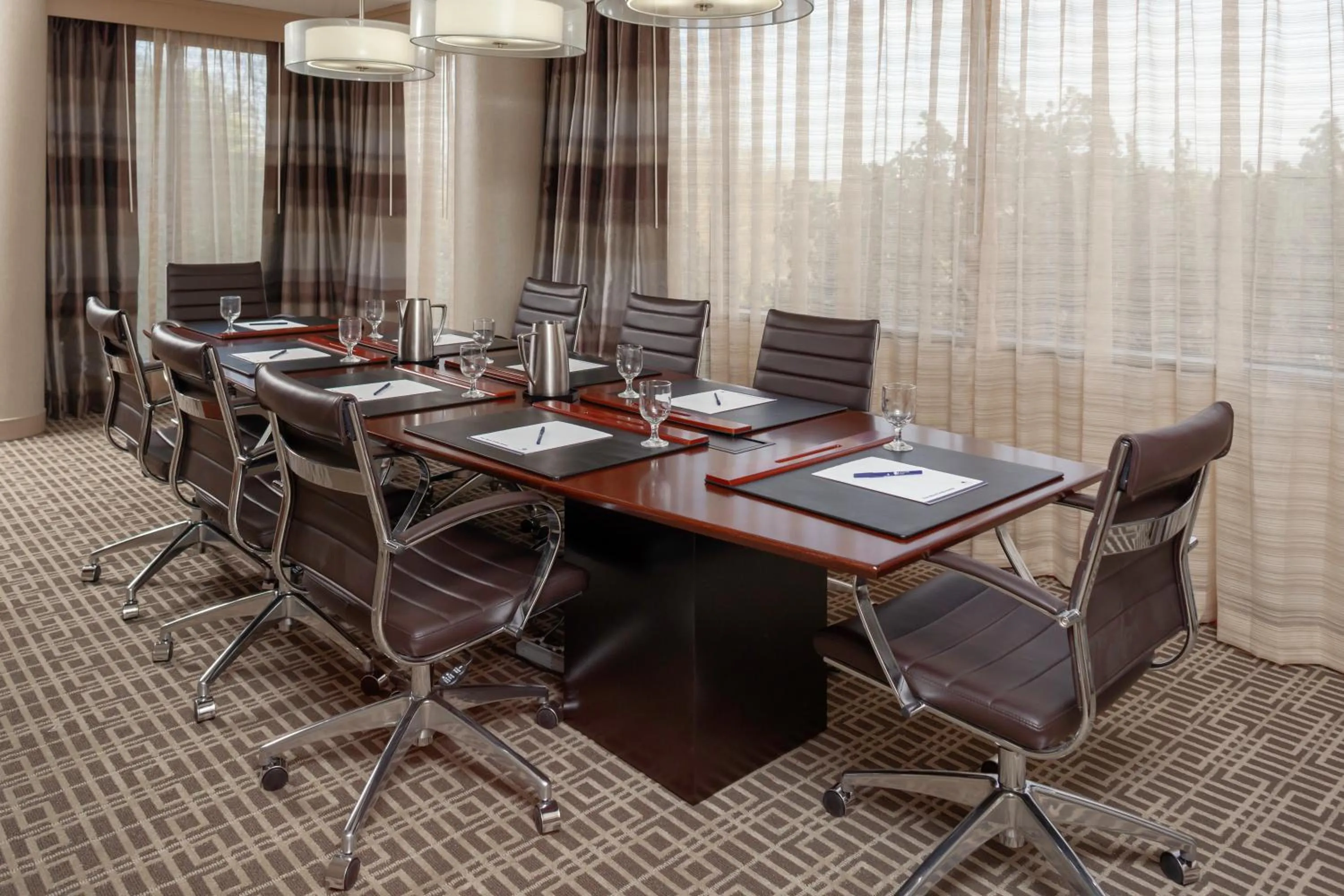 Meeting/conference room in DoubleTree by Hilton Kansas City - Overland Park