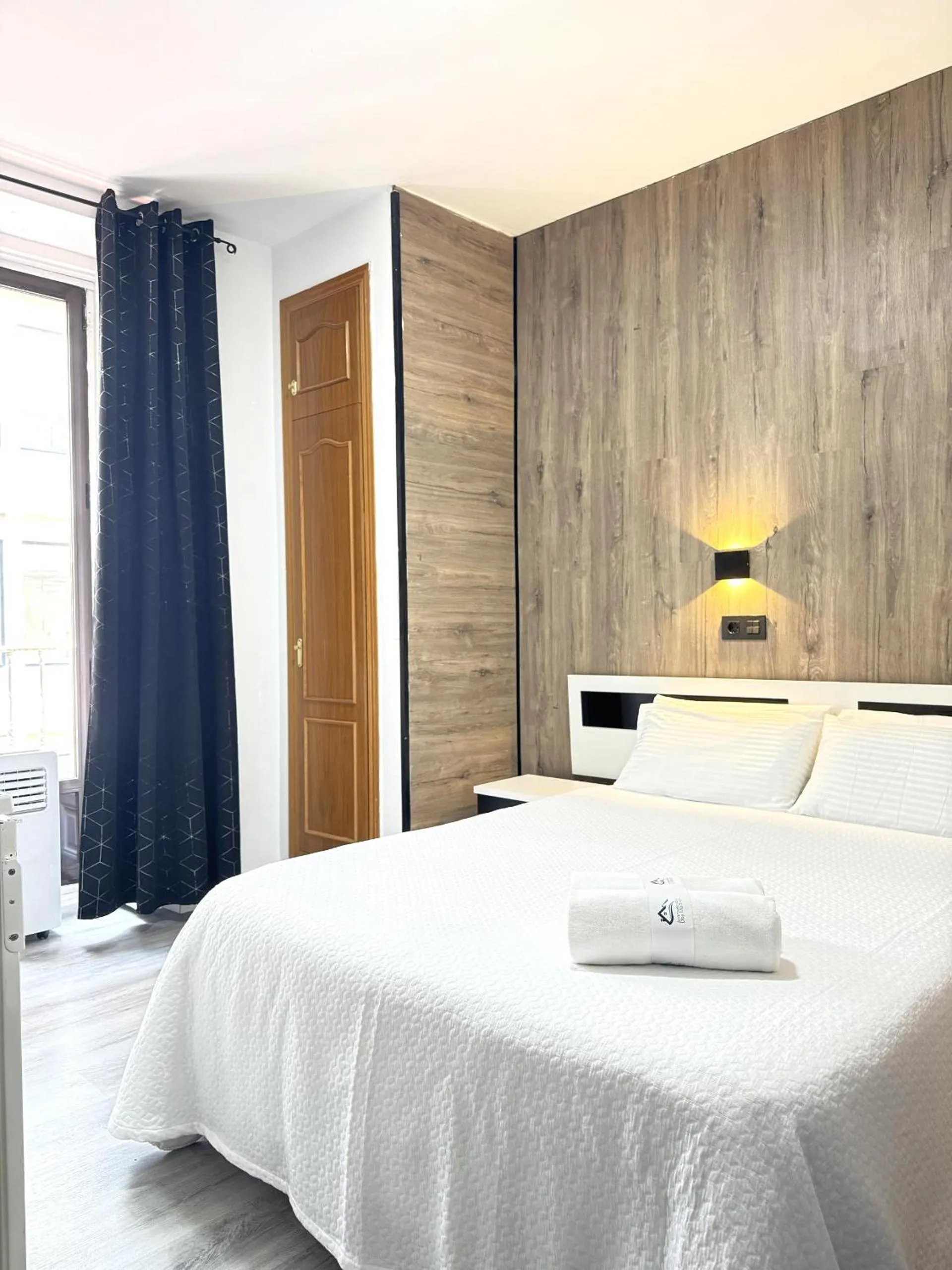Deluxe Room in Apartamentos Day Madrid GRAN VIA I