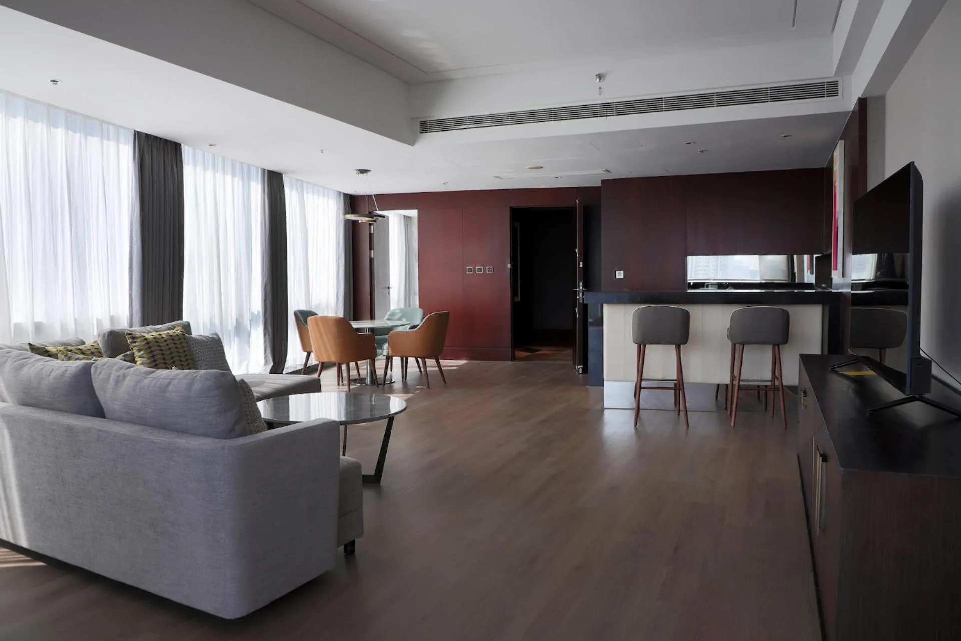 TV and multimedia in Renaissance Beijing Capital Hotel