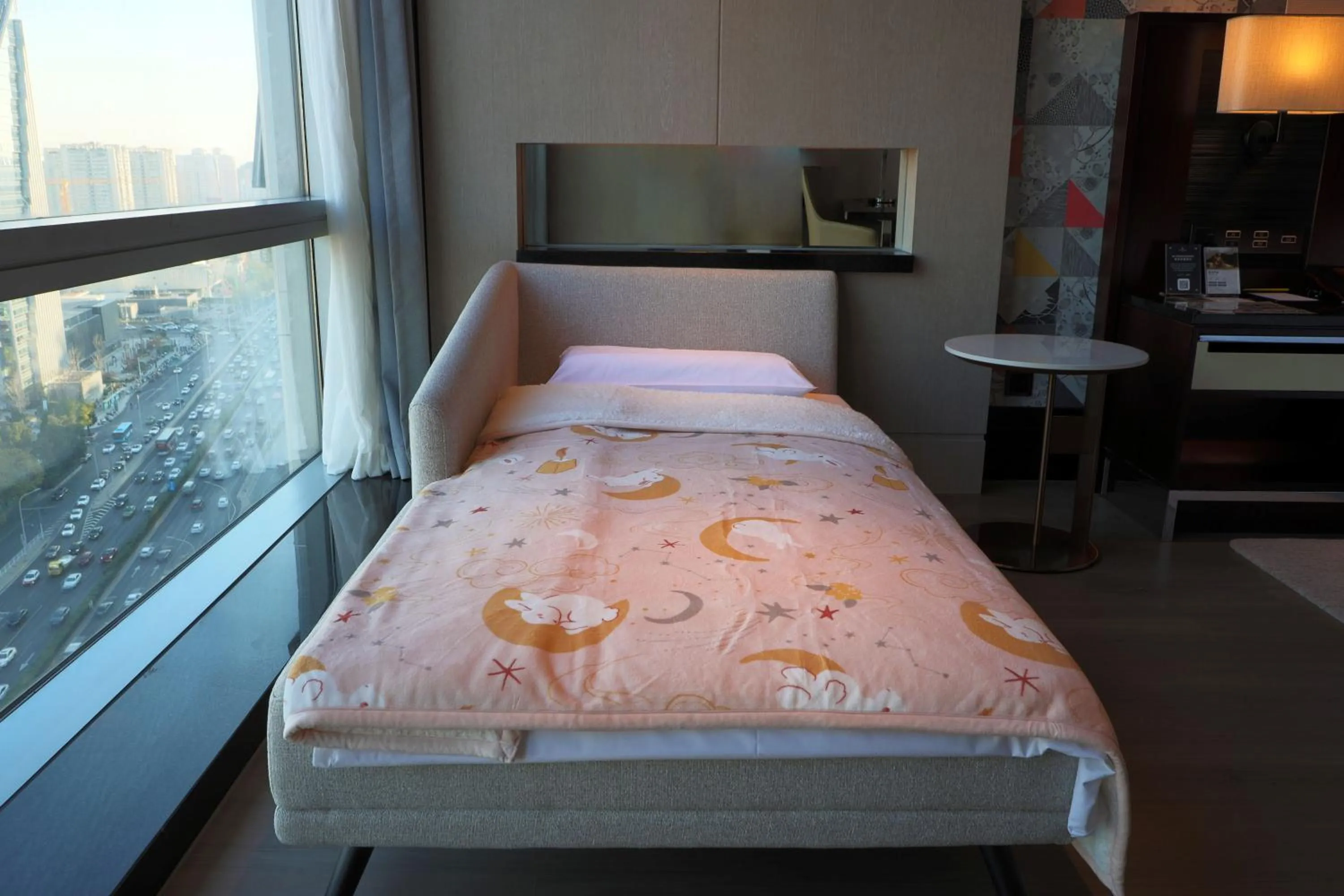Bed in Renaissance Beijing Capital Hotel