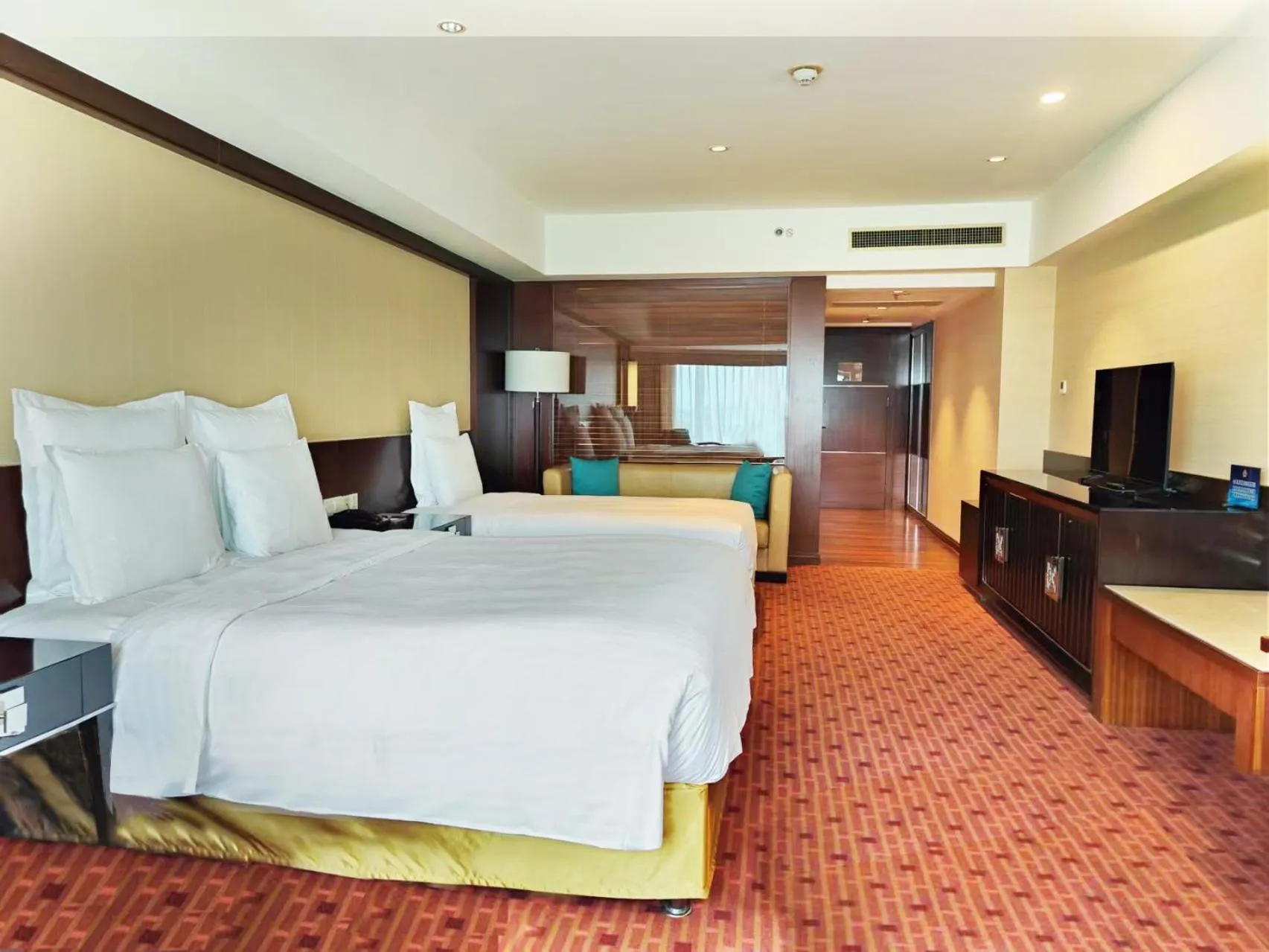 Bed in Beijing Pudi Hotel