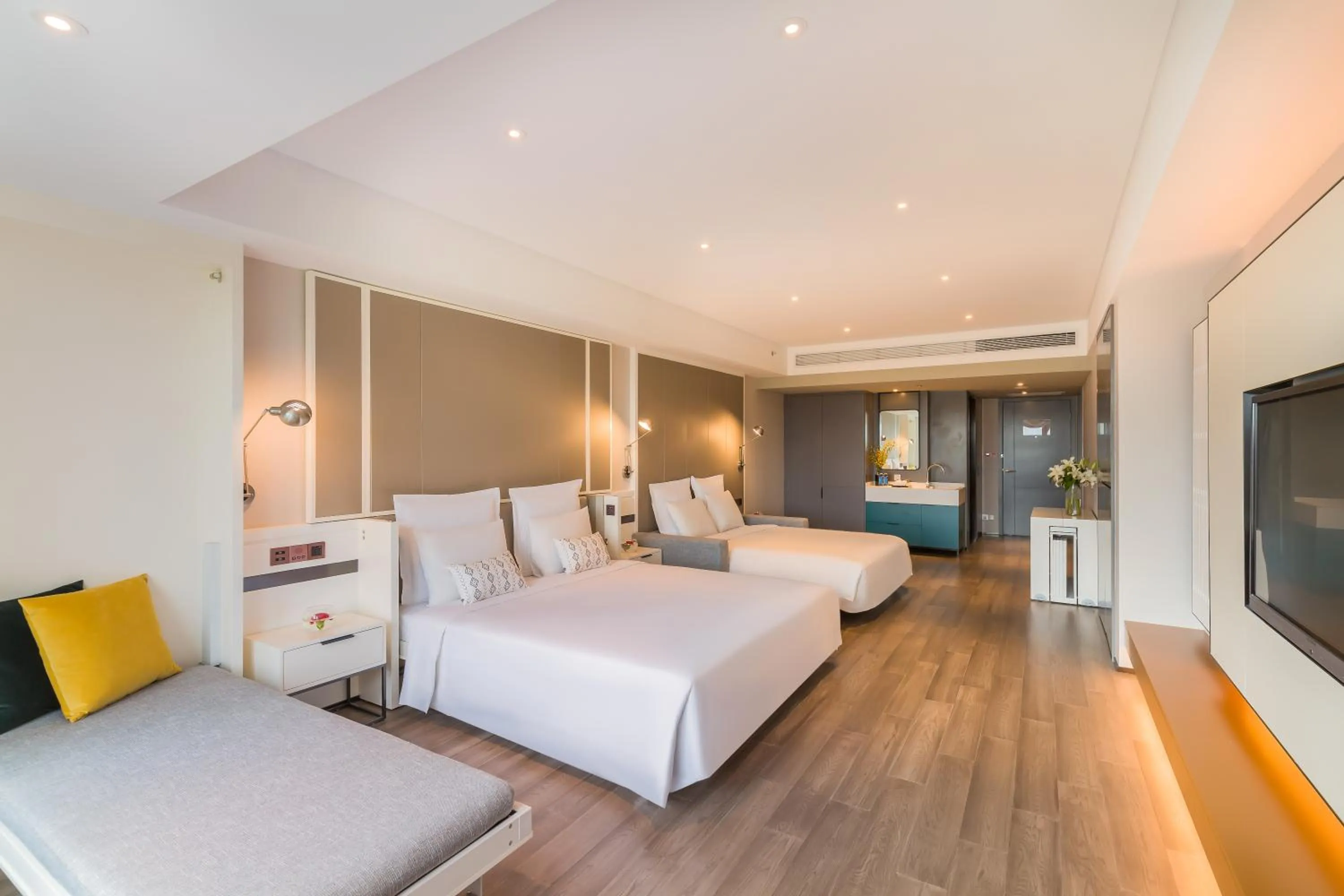 Photo of the whole room, Bed in Beijing Pudi Hotel