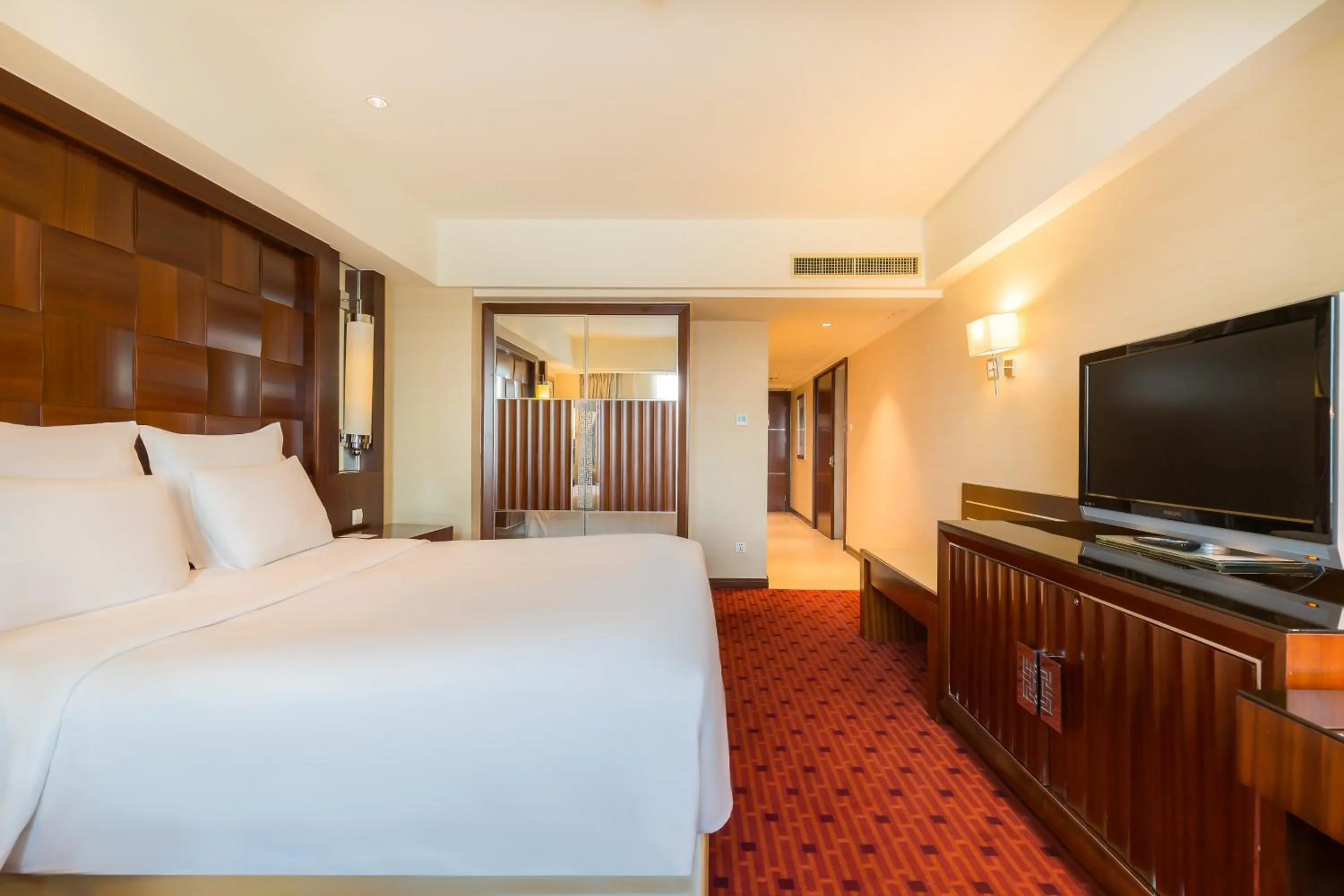 Photo of the whole room, Bed in Beijing Pudi Hotel