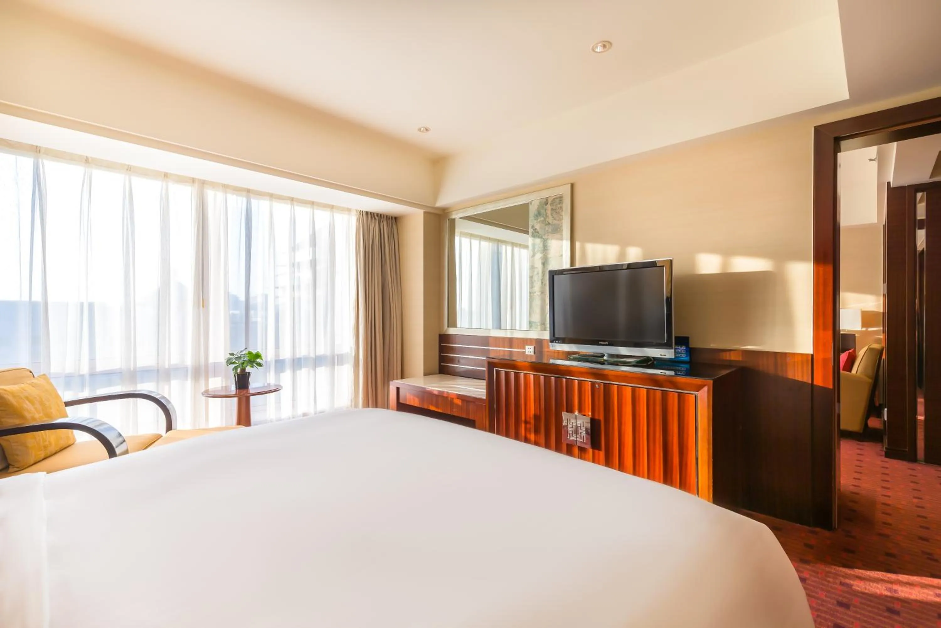 Photo of the whole room, Bed in Beijing Pudi Hotel