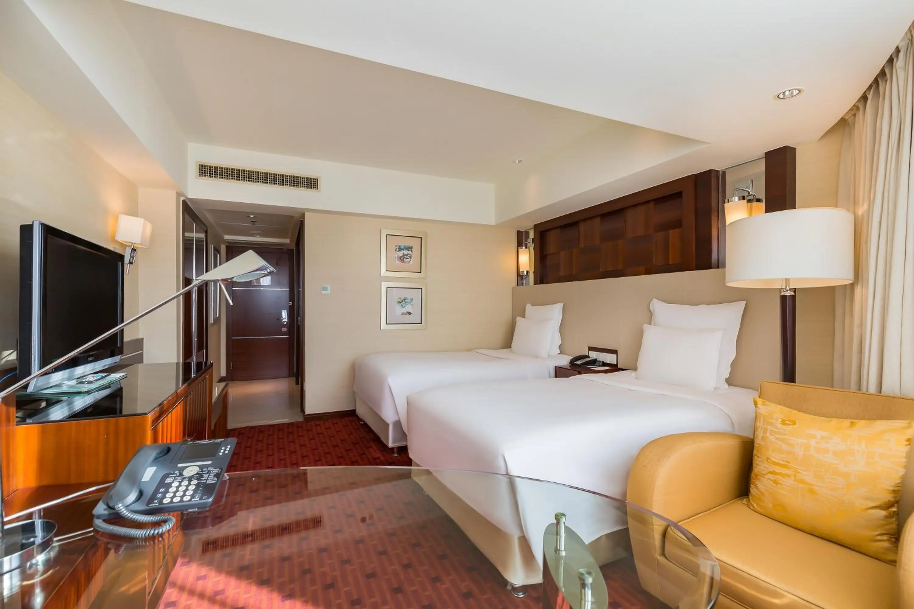 Photo of the whole room, Bed in Beijing Pudi Hotel