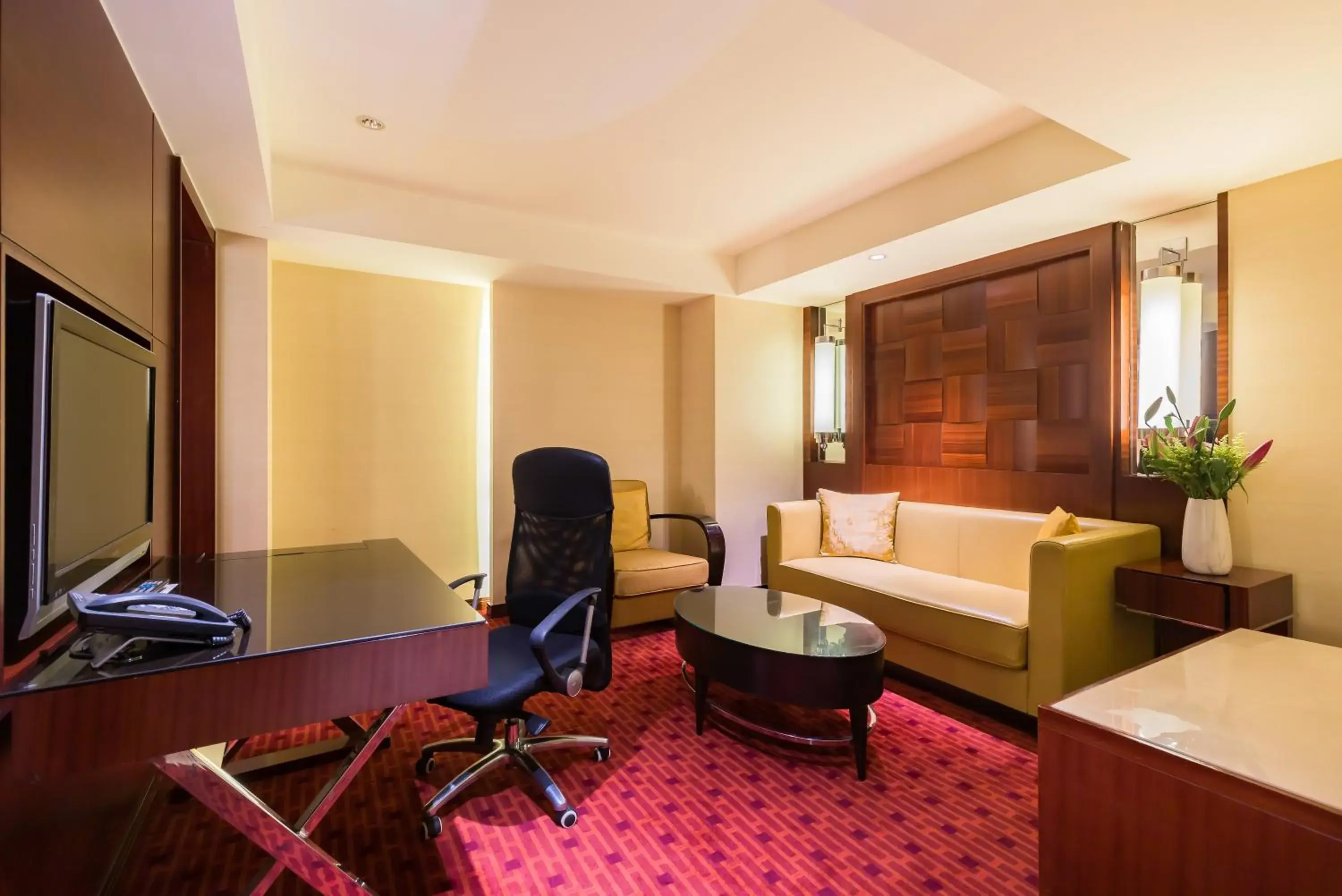 Photo of the whole room, Bed in Beijing Pudi Hotel Photo of the whole room, Bed in Beijing Pudi Hotel