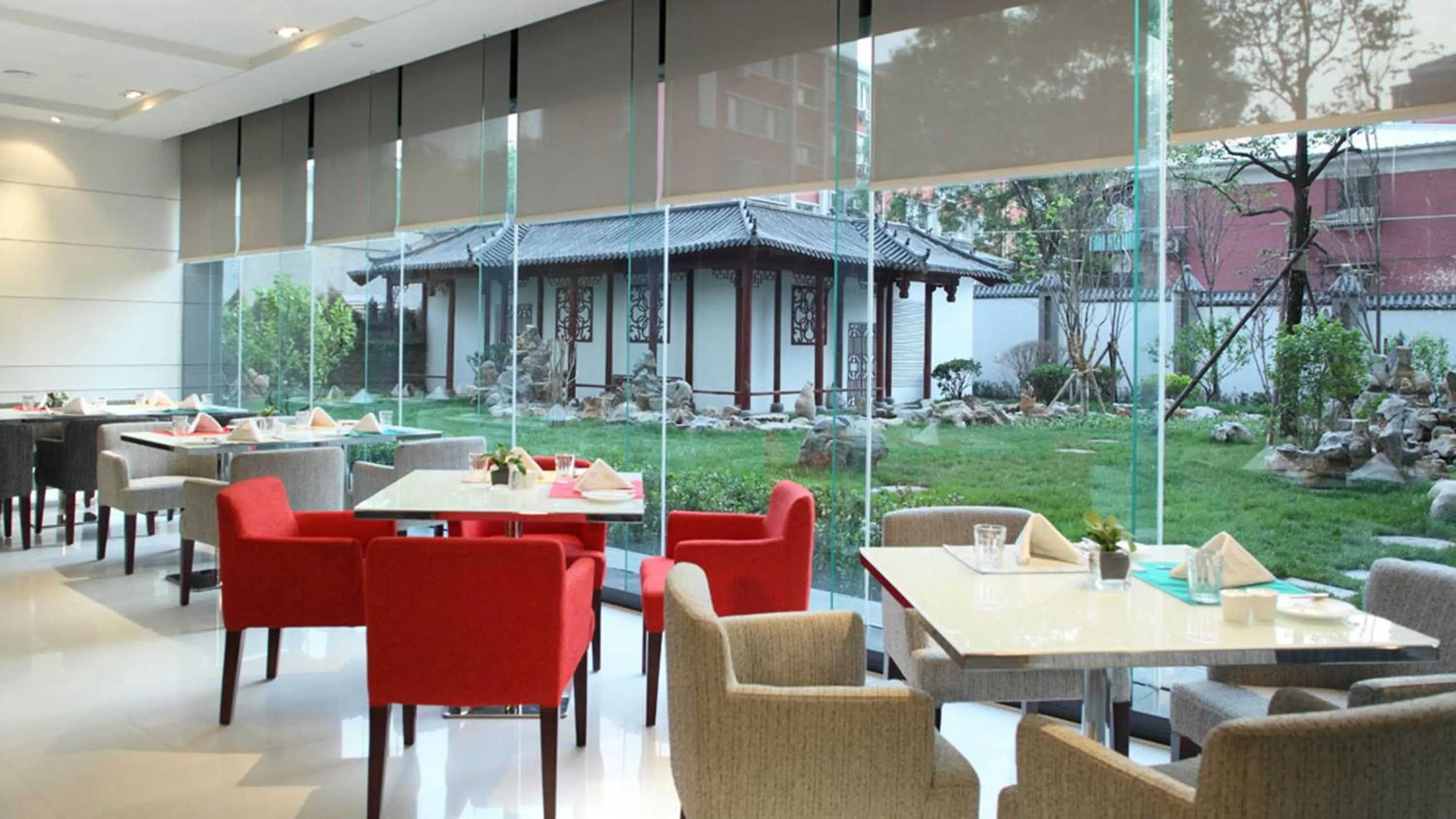 Property building in Holiday Inn Beijing Deshengmen by IHG