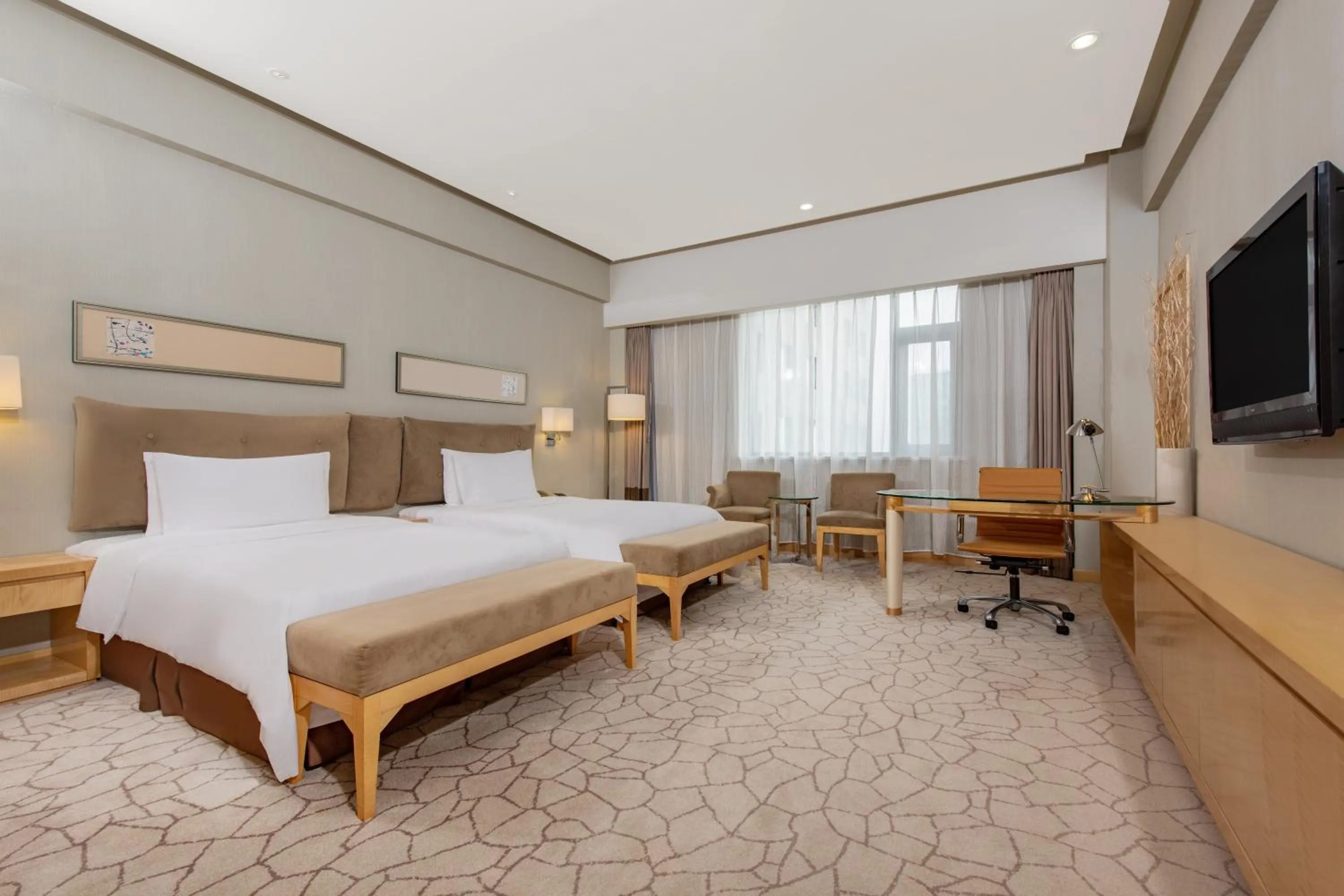 Photo of the whole room, Bed in Holiday Inn Beijing Deshengmen by IHG