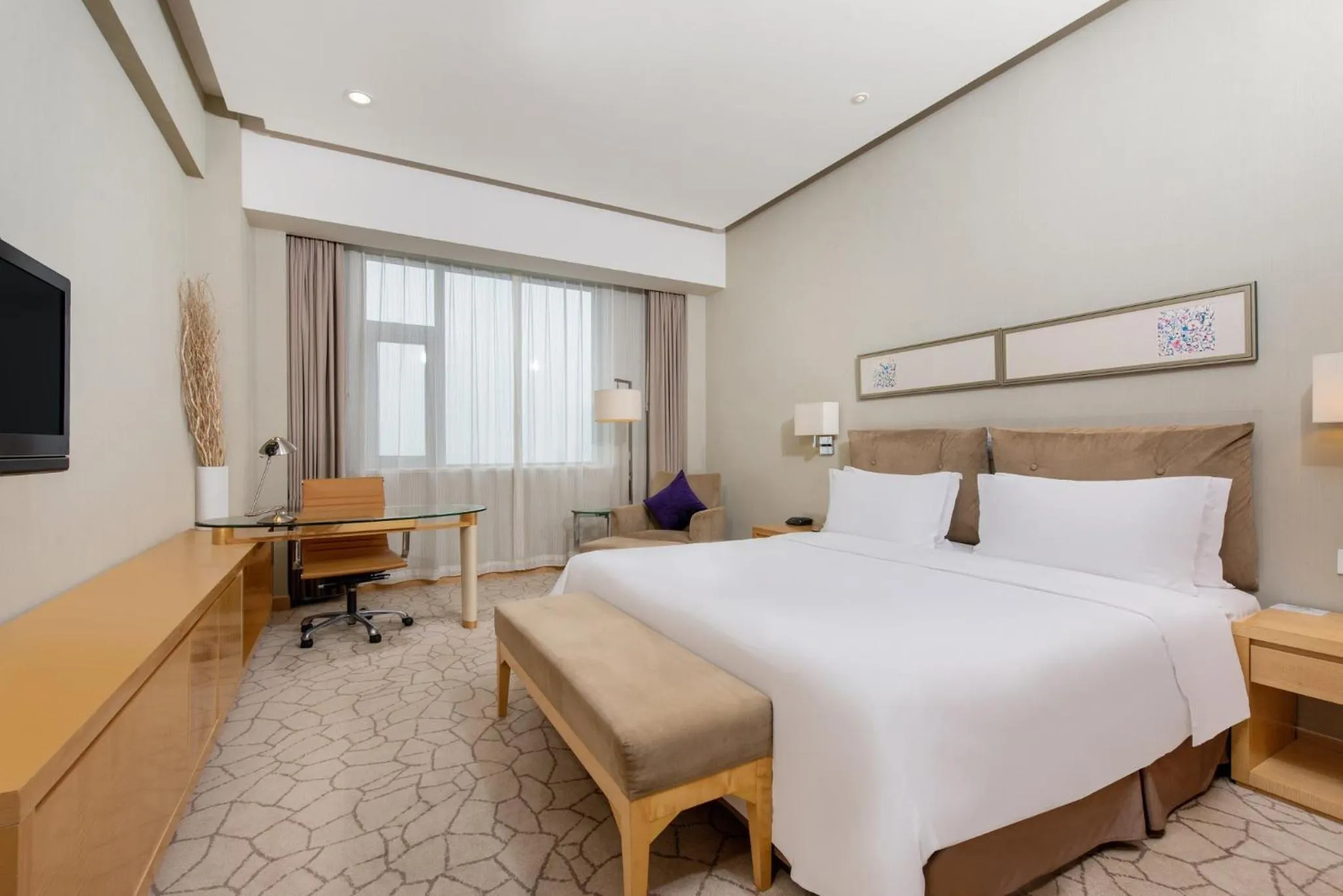 Photo of the whole room, Bed in Holiday Inn Beijing Deshengmen by IHG
