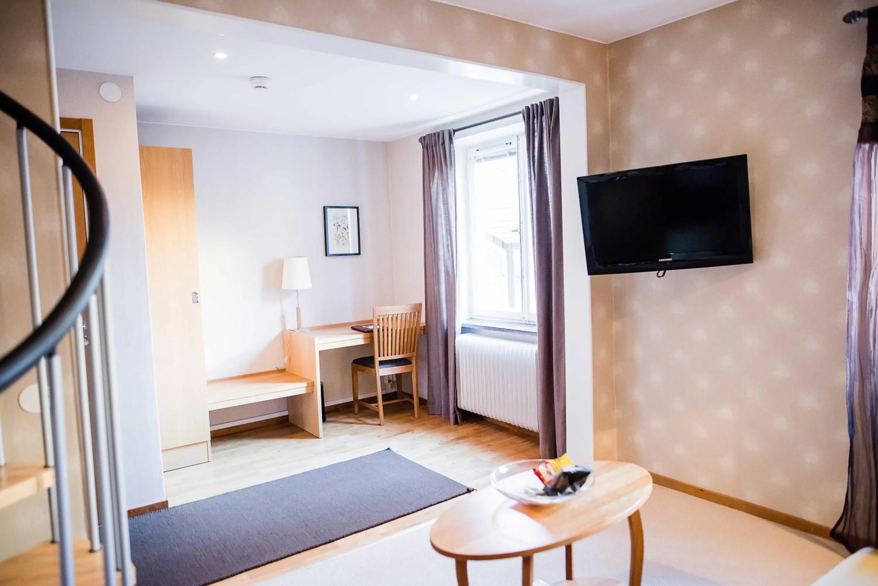 Coffee/tea facilities, Bed in Nynäsgården Hotell & Konferens