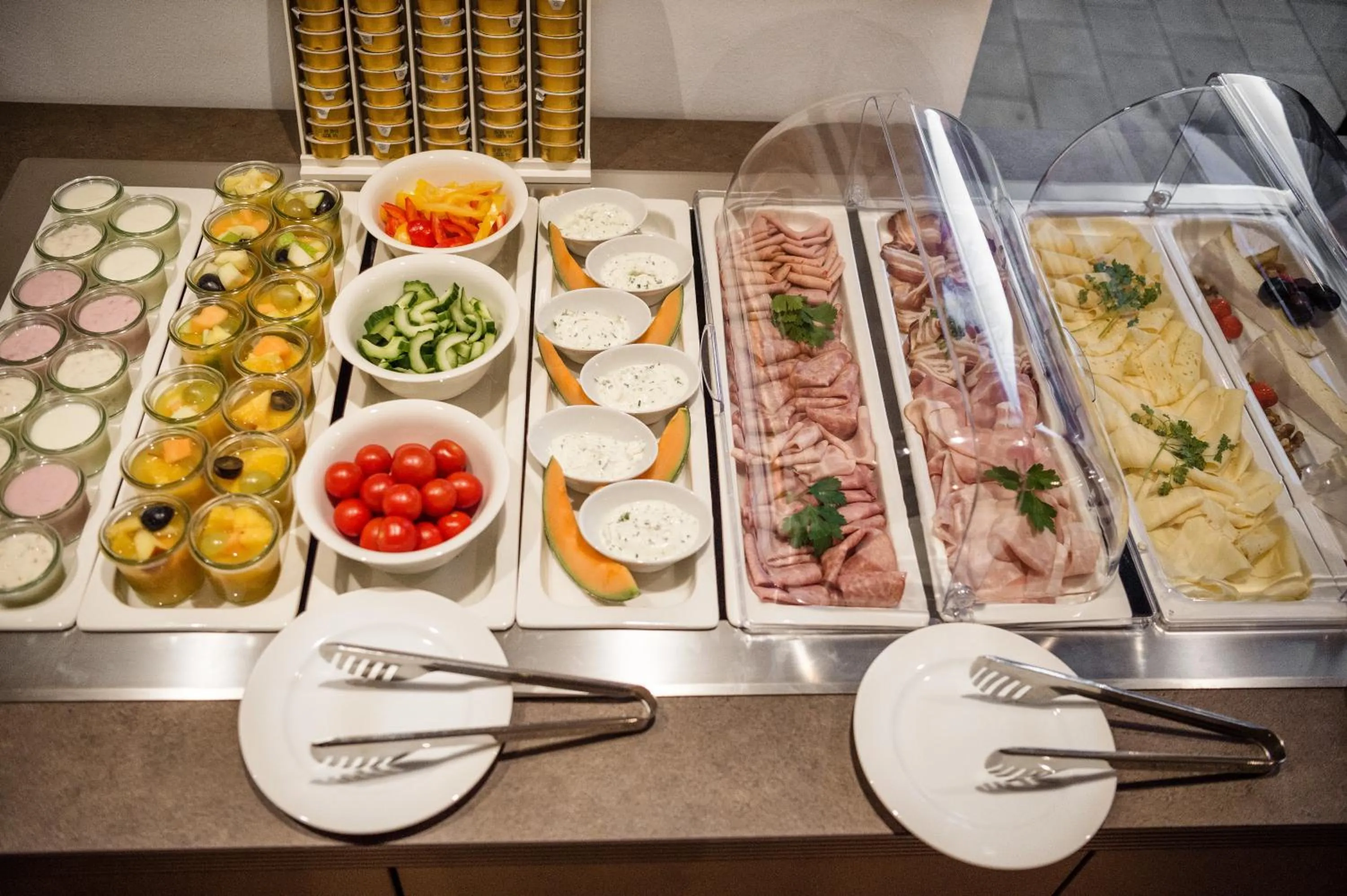 Buffet breakfast in AlpenParks Hotel & Apartment Orgler Kaprun
