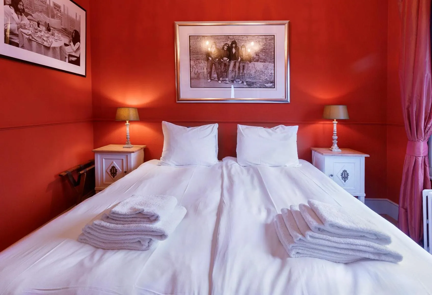 Bed in Logement aan de Vecht