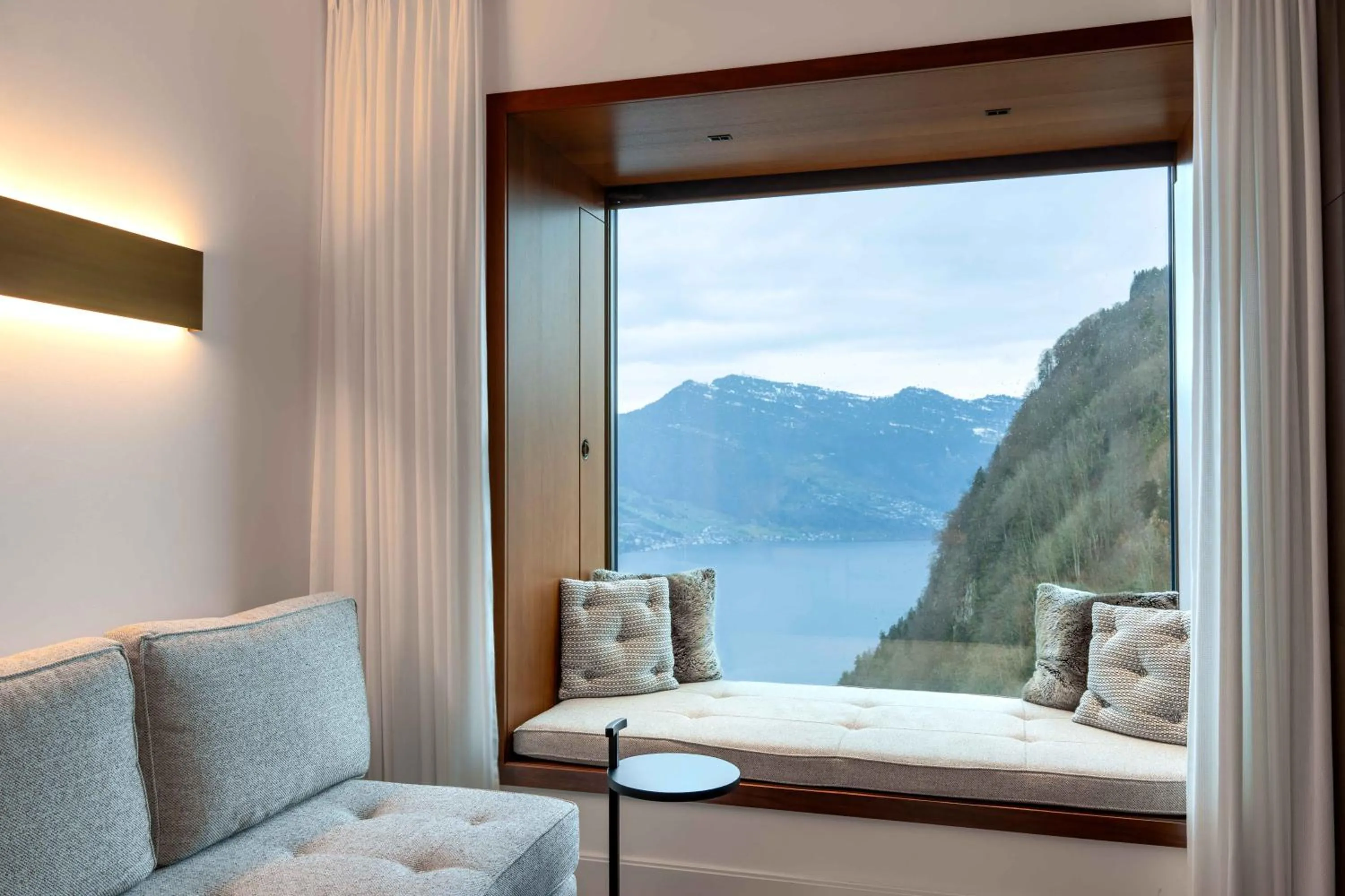 View (from property/room), Bed in Bürgenstock Hotel & Alpine Spa