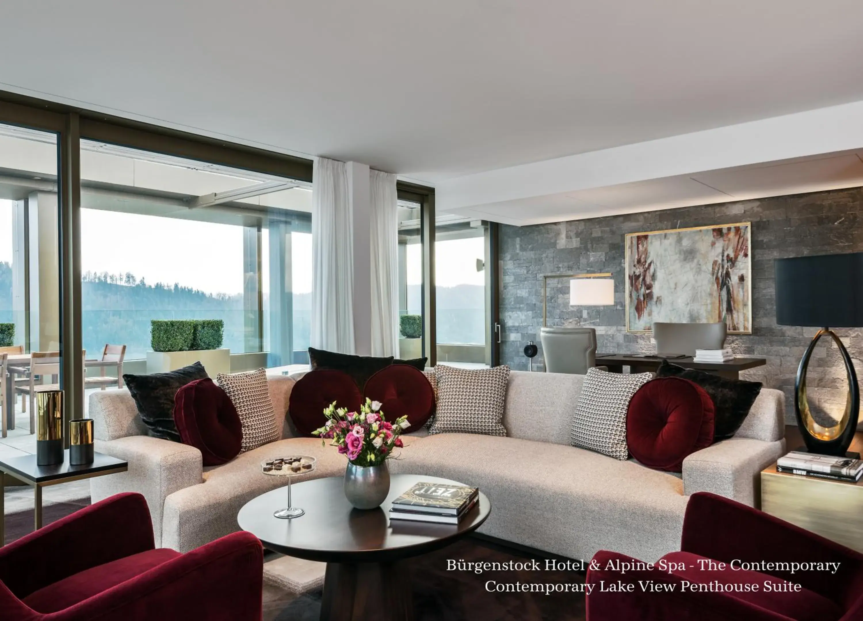 Living room in Bürgenstock Hotel & Alpine Spa Living room in Bürgenstock Hotel & Alpine Spa