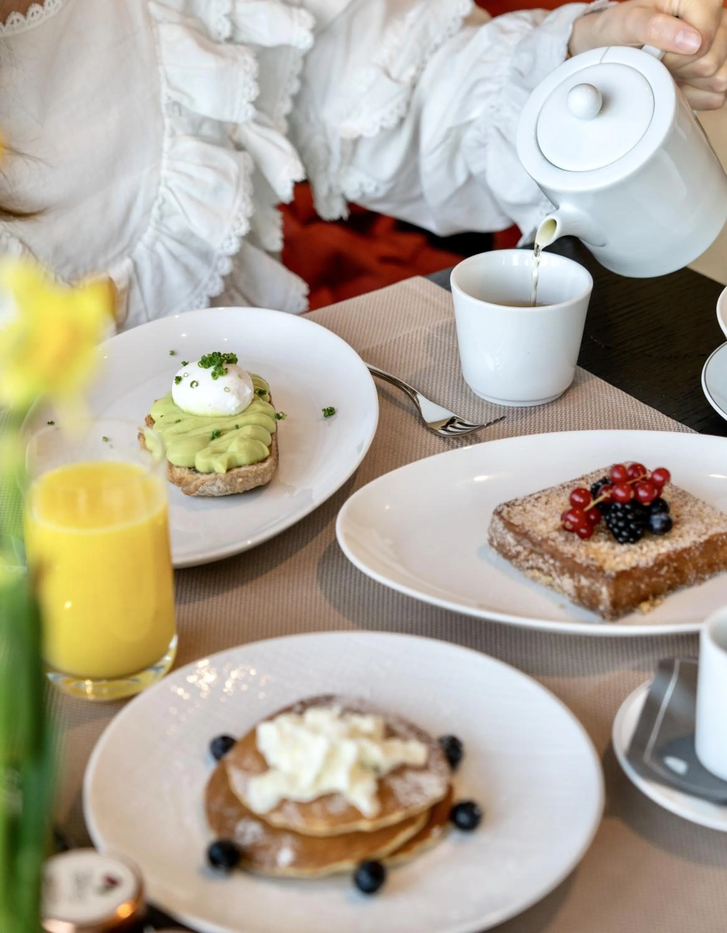 Breakfast in Bürgenstock Hotel & Alpine Spa