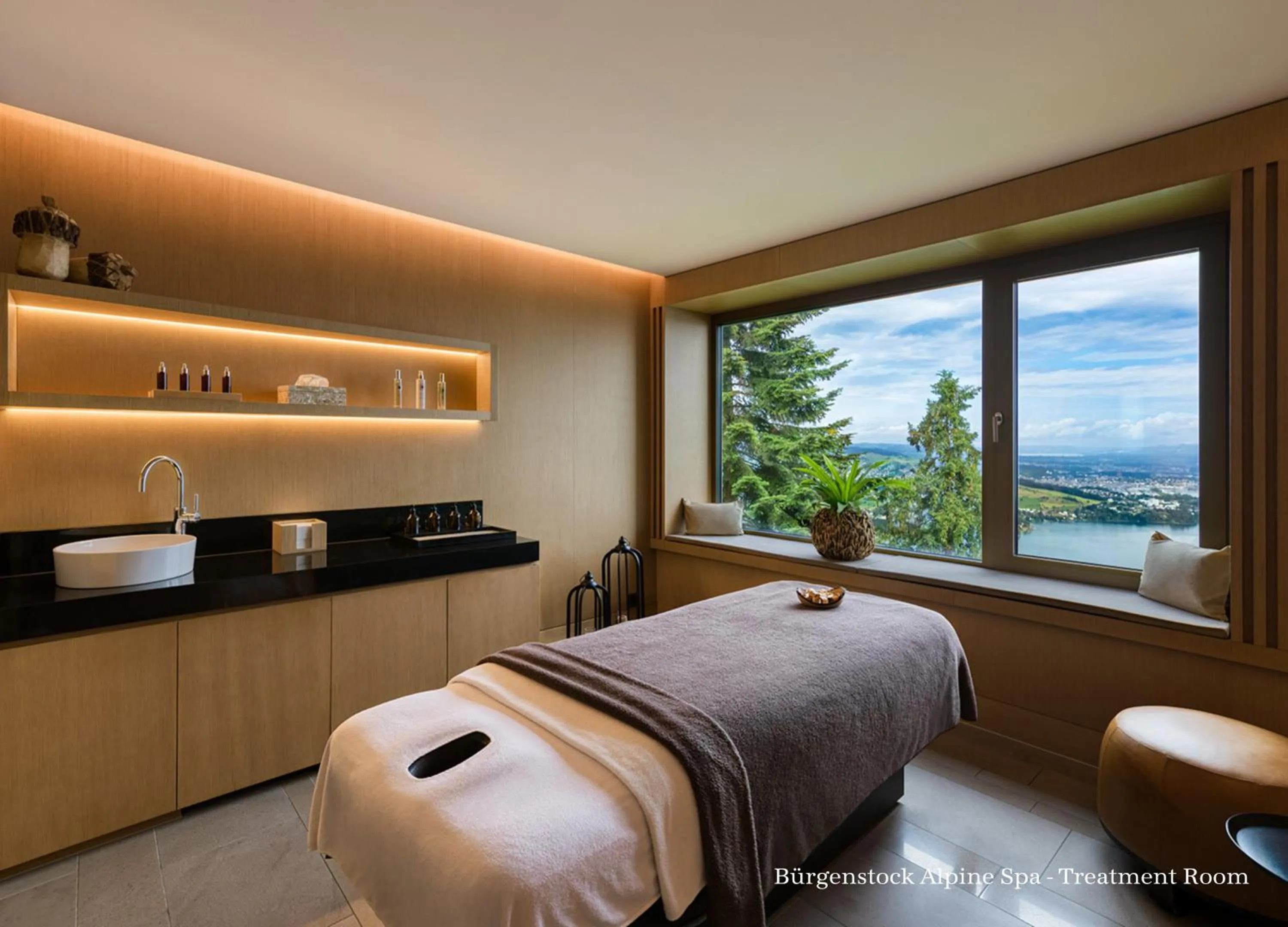 Massage in Bürgenstock Hotel & Alpine Spa