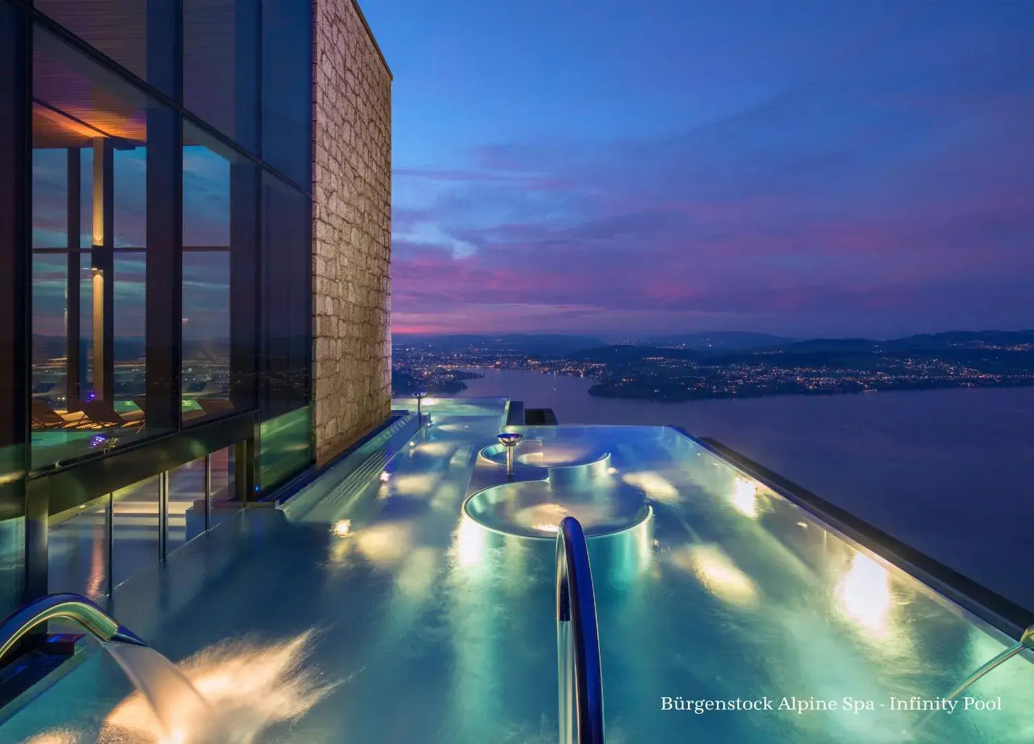 Swimming pool in Bürgenstock Hotel & Alpine Spa Swimming pool in Bürgenstock Hotel & Alpine Spa