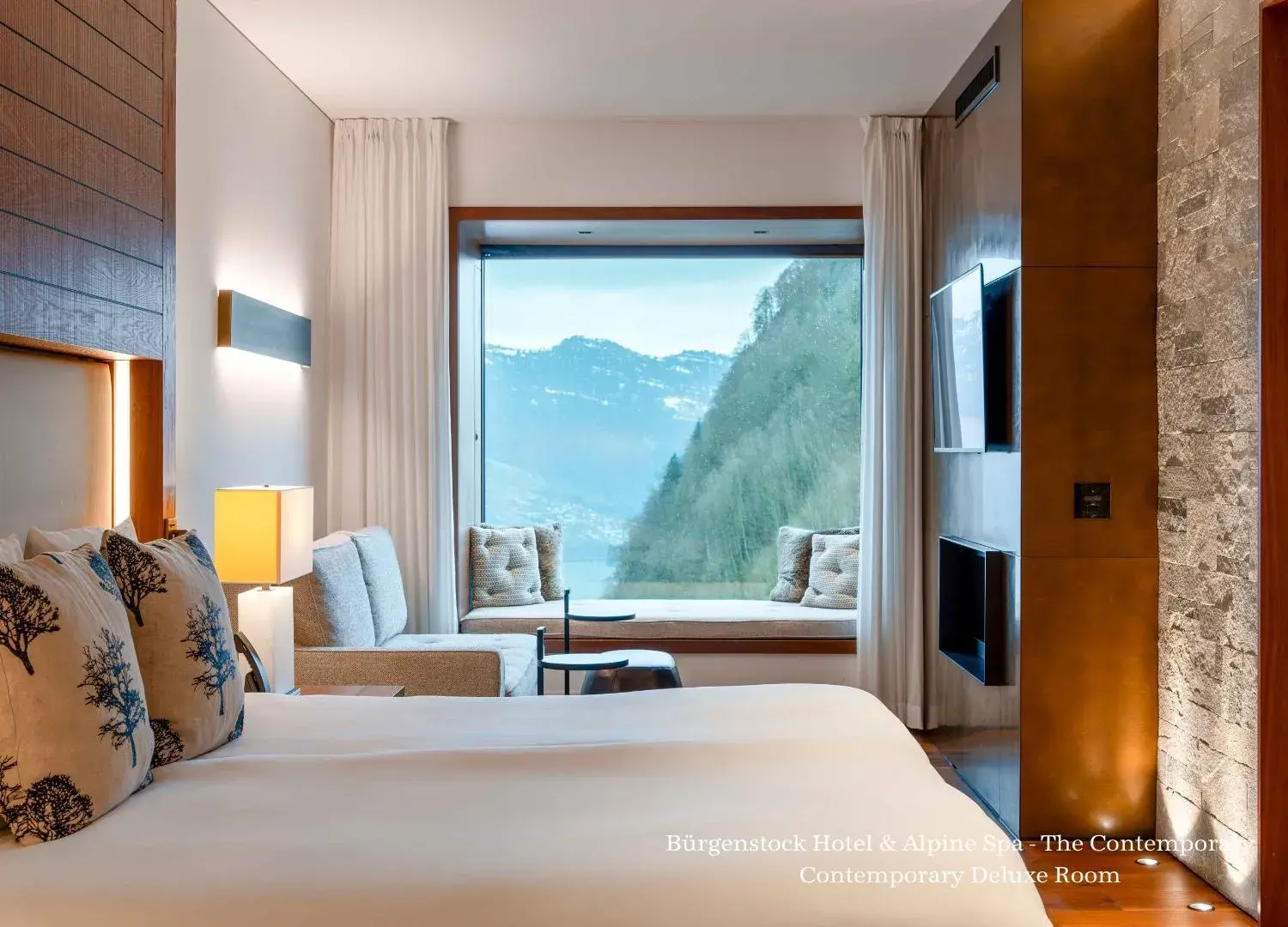 Bedroom, Bed in Bürgenstock Hotel & Alpine Spa Bedroom, Bed in Bürgenstock Hotel & Alpine Spa