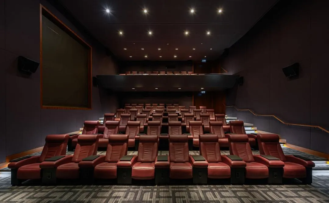 Evening entertainment in Bürgenstock Hotel & Alpine Spa