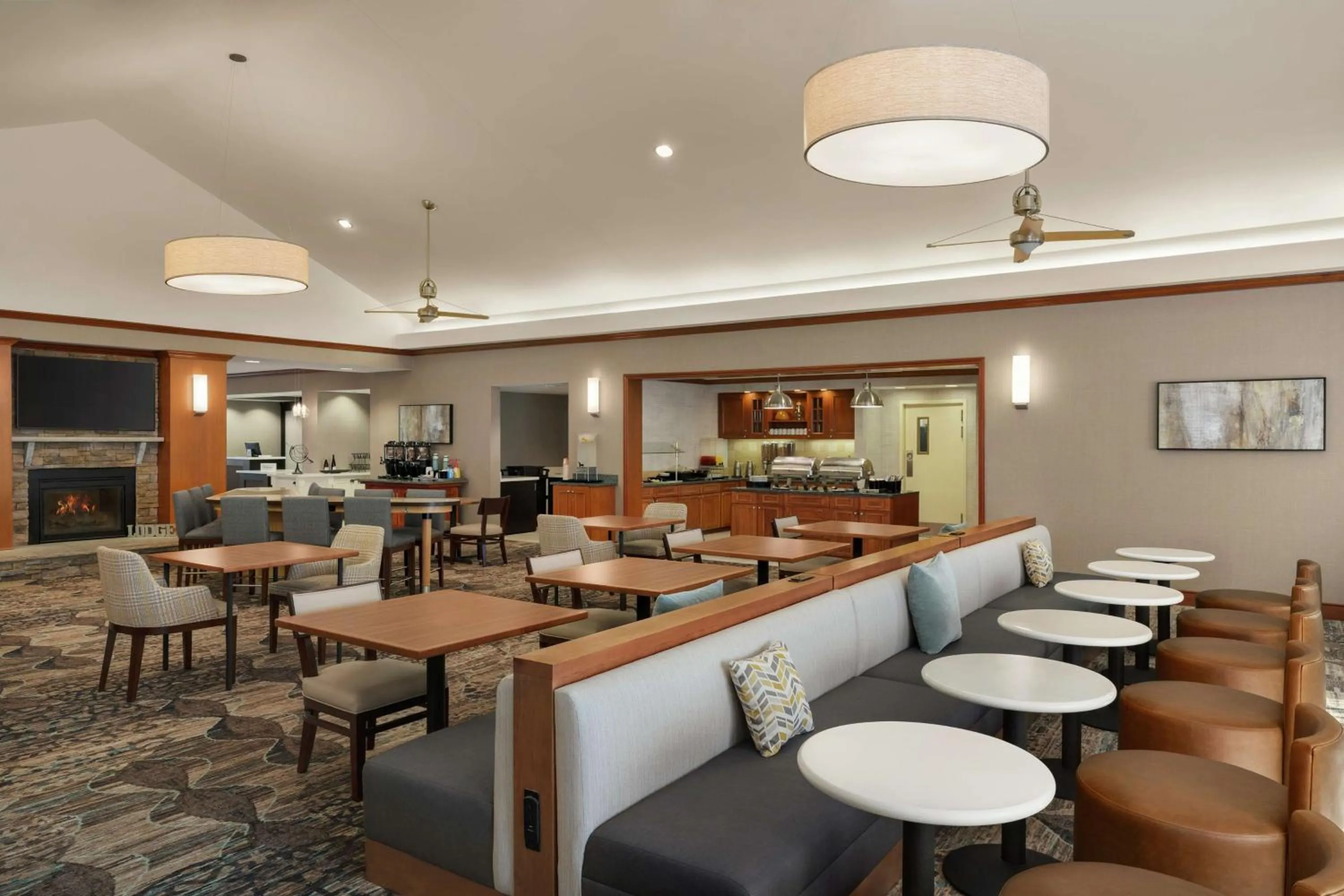 Restaurant/places to eat in Homewood Suites by Hilton Allentown-Bethlehem Airport
