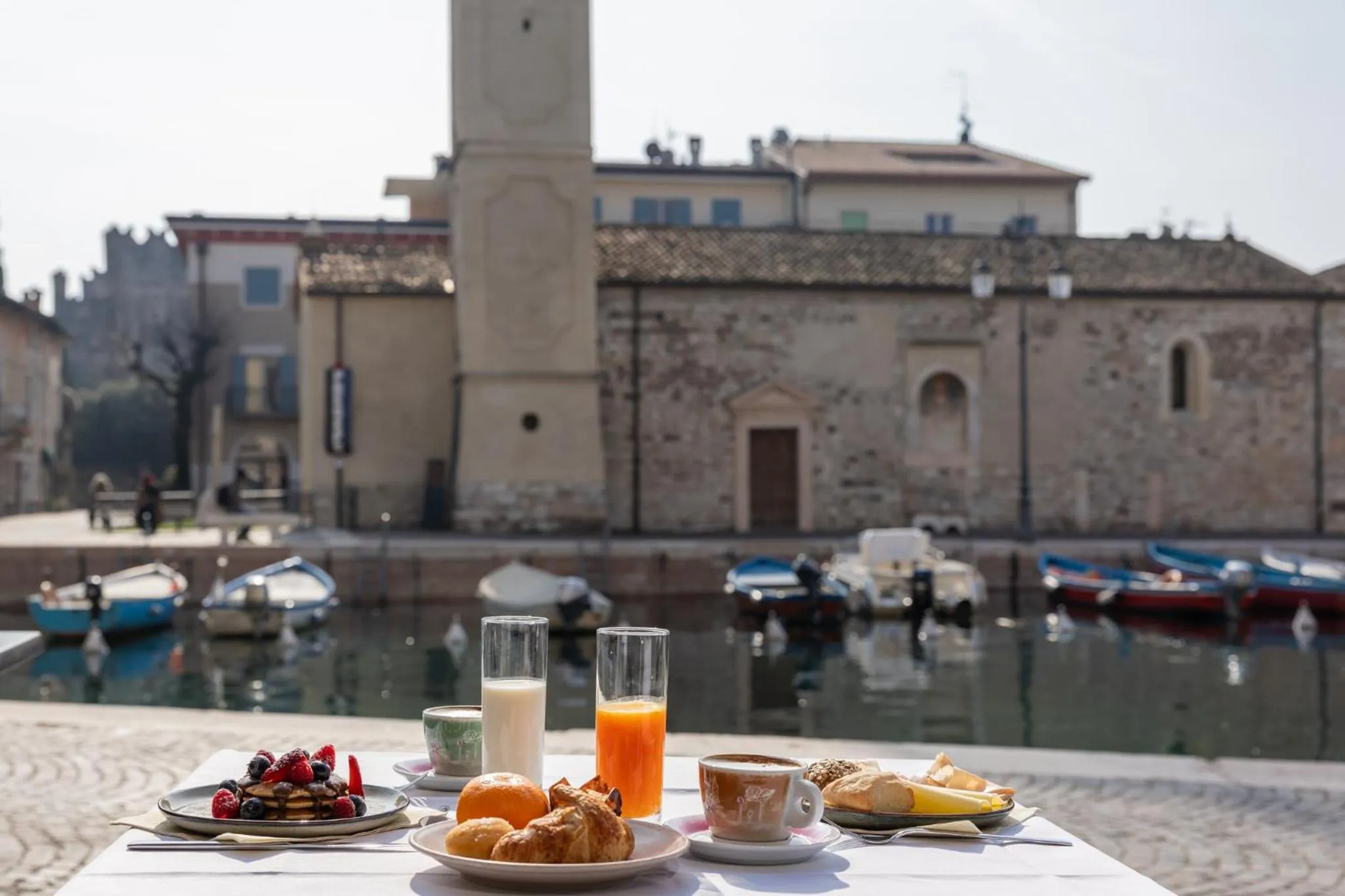 Food and drinks in Hotel alla Grotta