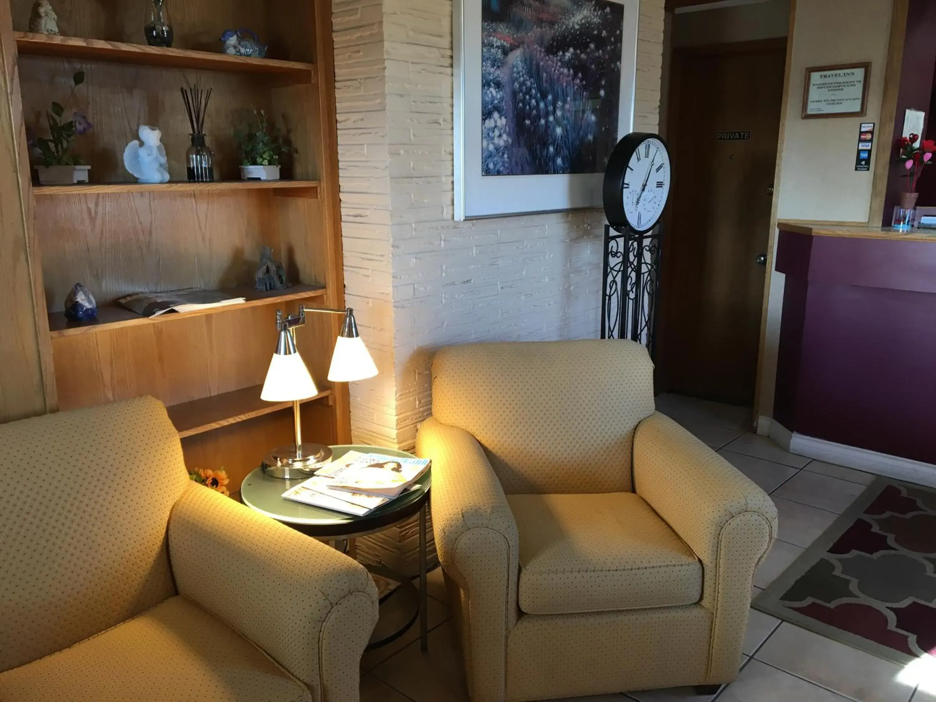 Lobby or reception, Lounge/Bar in Travel Inn