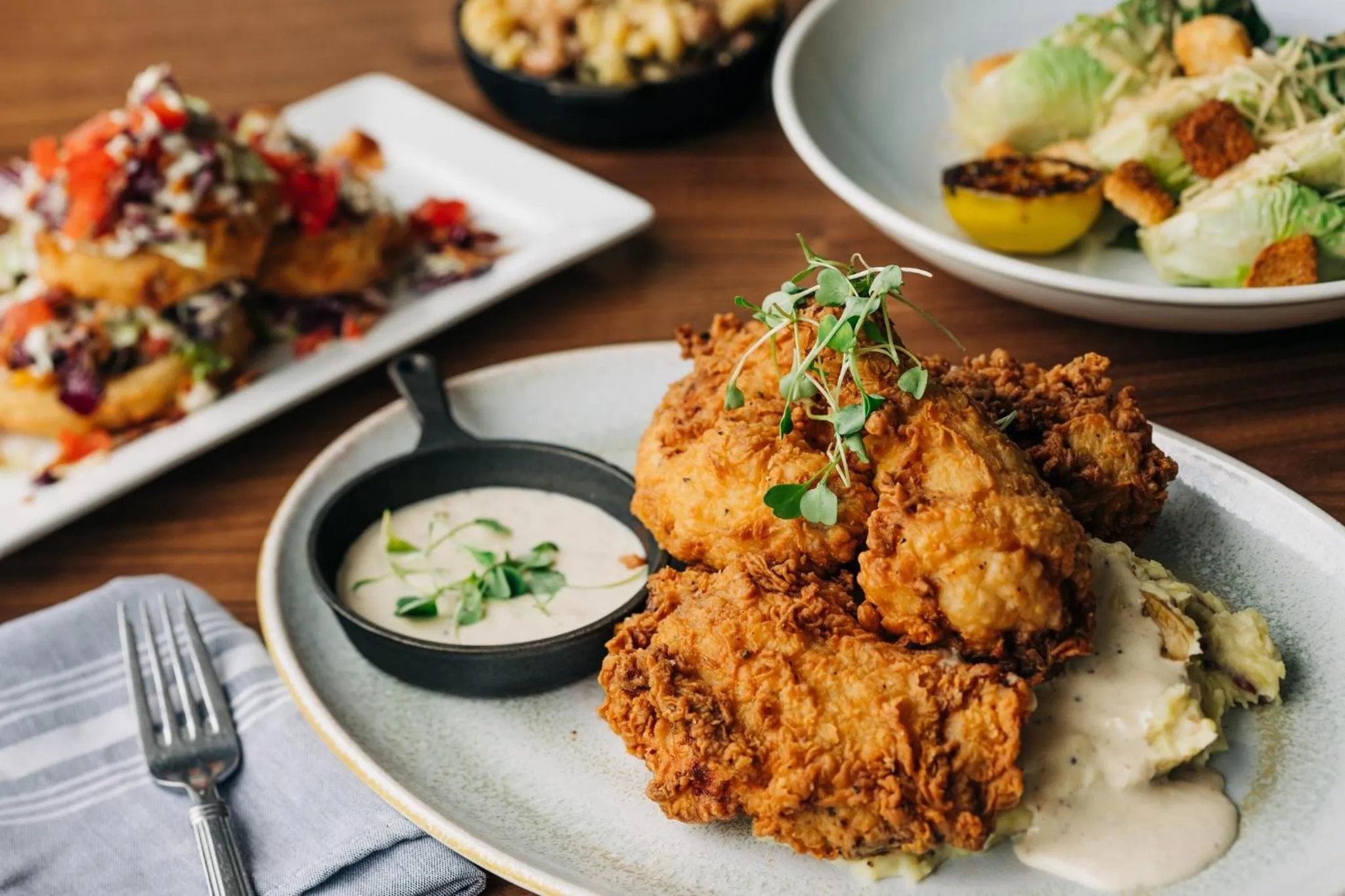 Restaurant/places to eat in Crowne Plaza Louisville Airport Expo Ctr by IHG