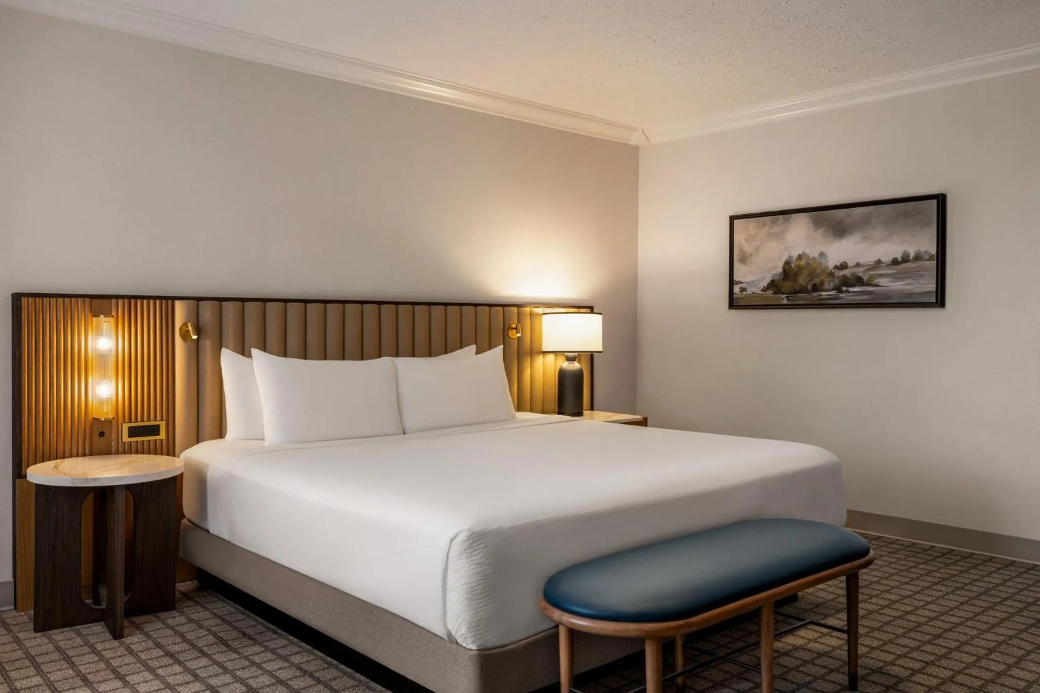 Photo of the whole room, Bed in Crowne Plaza Louisville Airport Expo Ctr by IHG