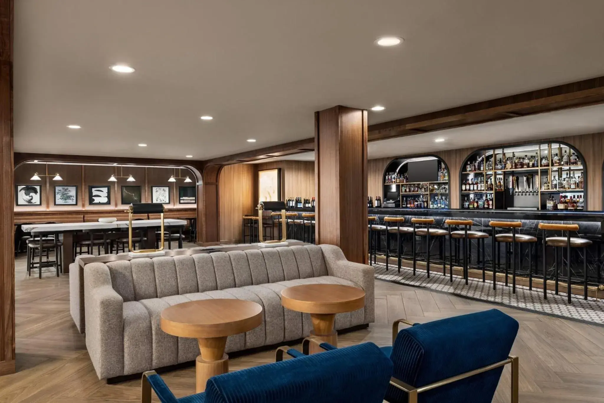 Lounge or bar in Crowne Plaza Louisville Airport Expo Ctr by IHG Lounge or bar in Crowne Plaza Louisville Airport Expo Ctr by IHG