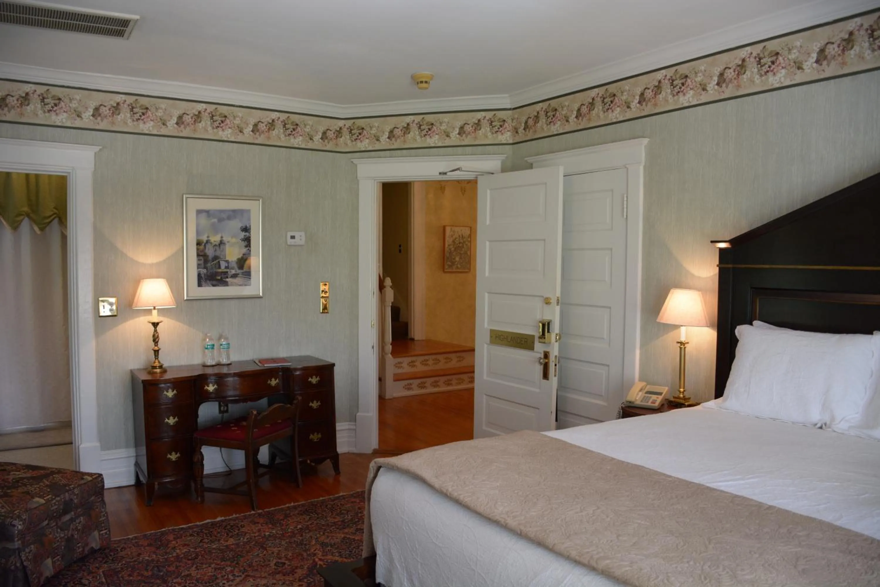 Bed in Bluff View Inn