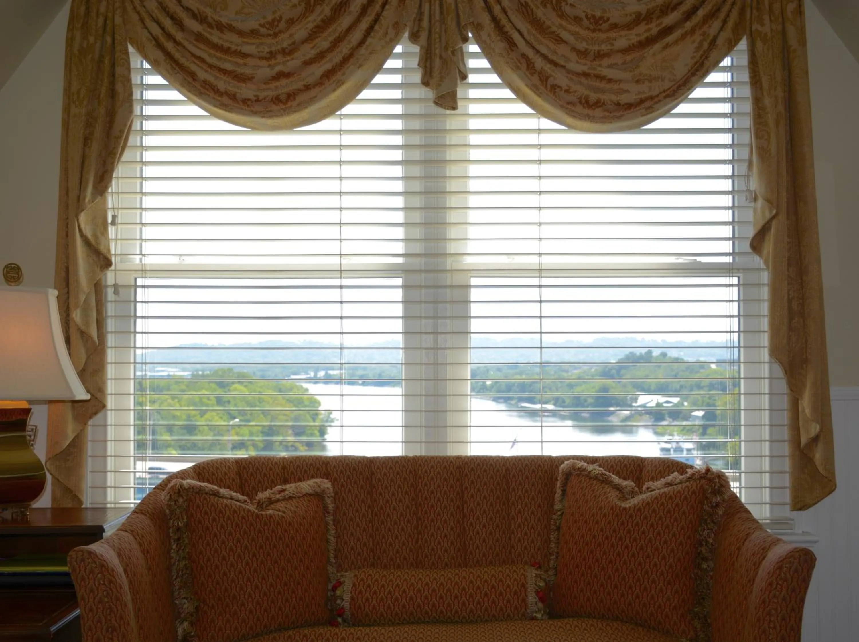 Natural landscape in Bluff View Inn