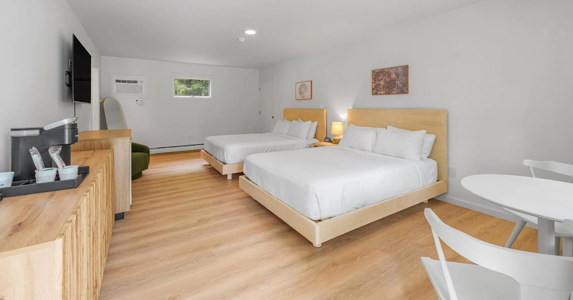 Bed in Aspen at Manchester