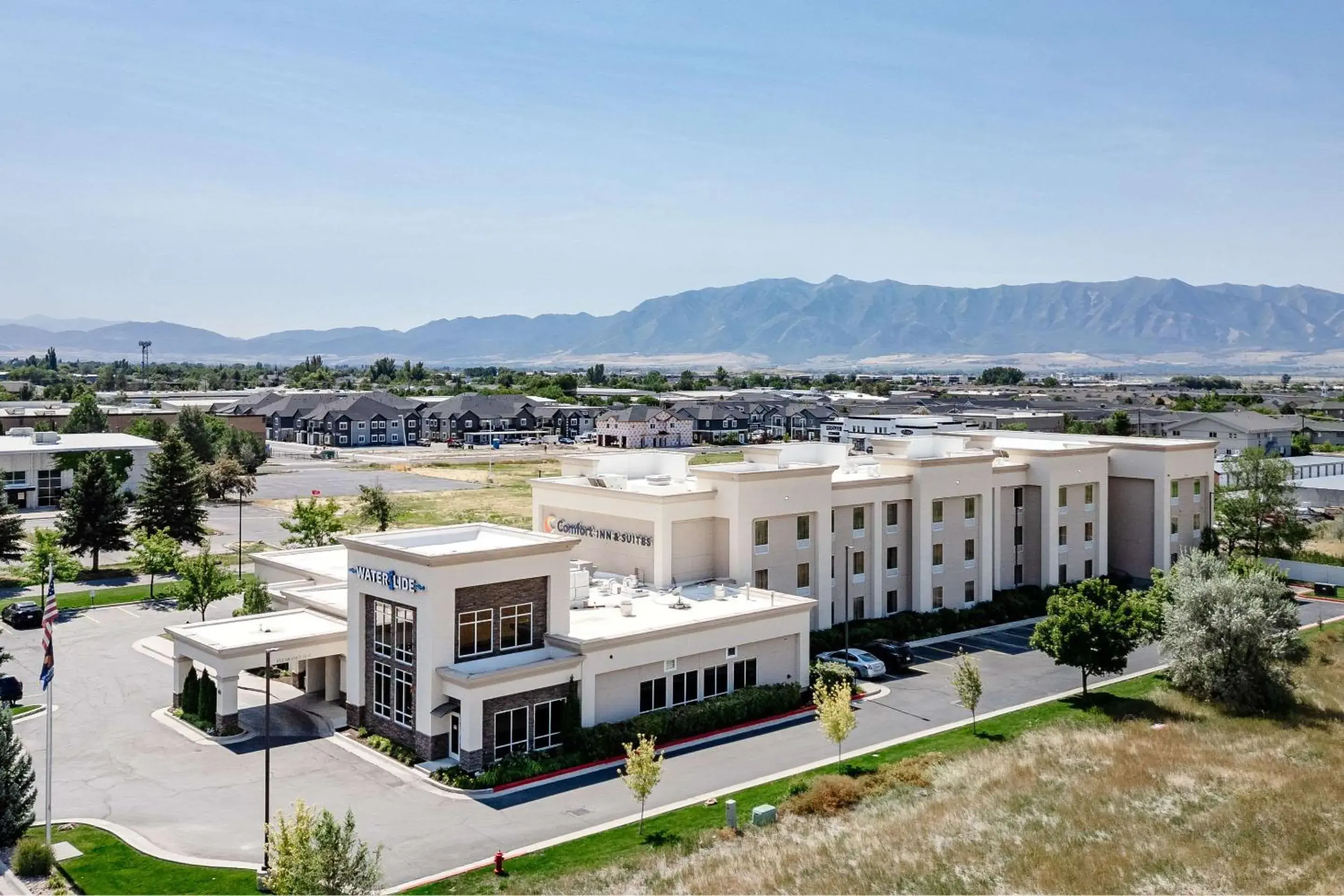 Property building in Comfort Inn & Suites Logan Near University Property building in Comfort Inn & Suites Logan Near University
