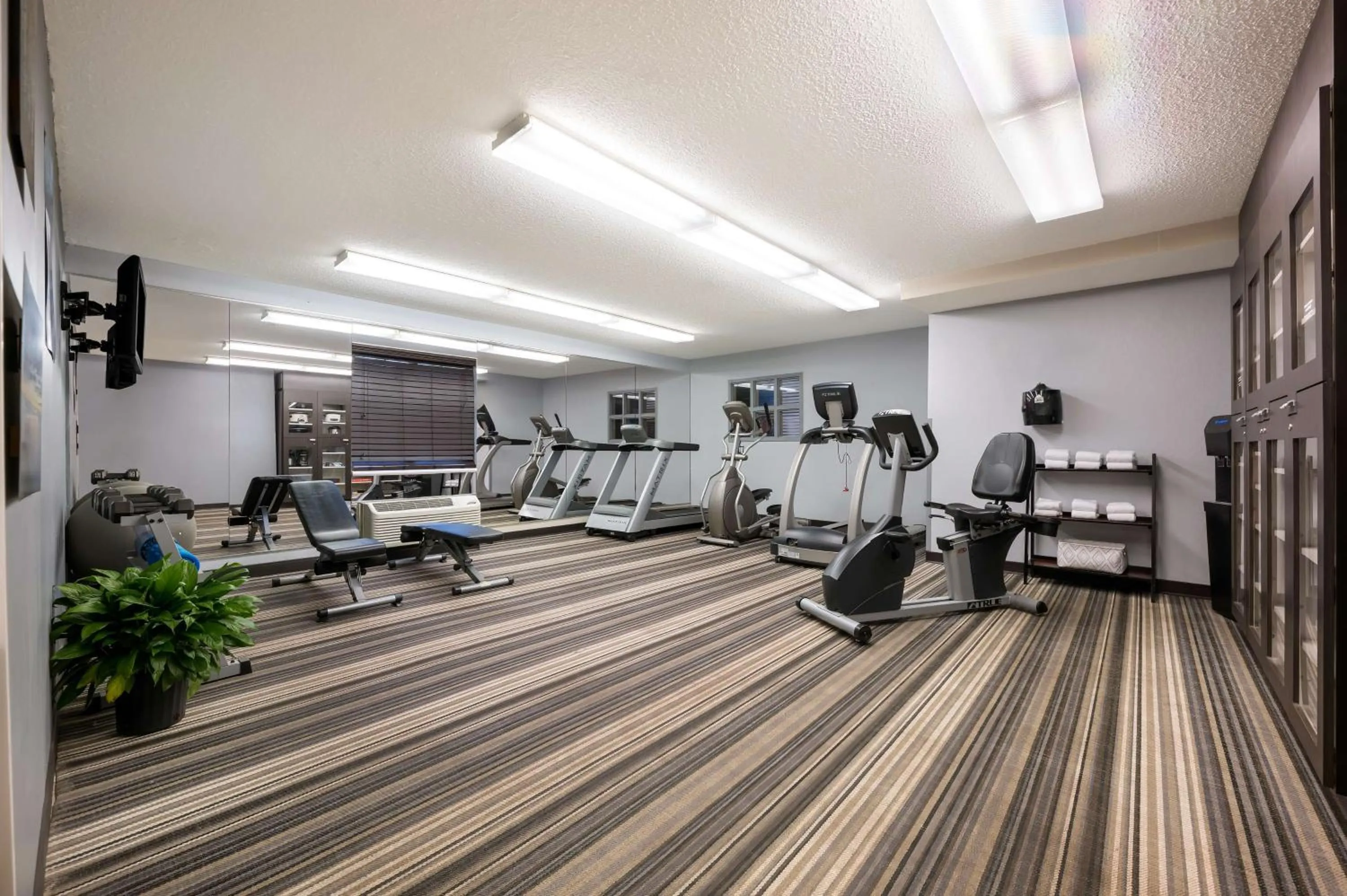 Fitness centre/facilities in Sonesta Simply Suites Huntsville Research Park