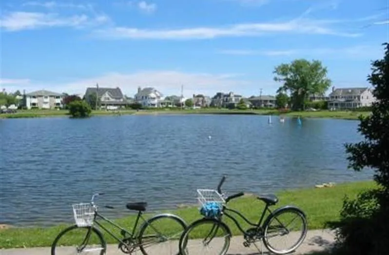 Cycling in Walden on the Pond