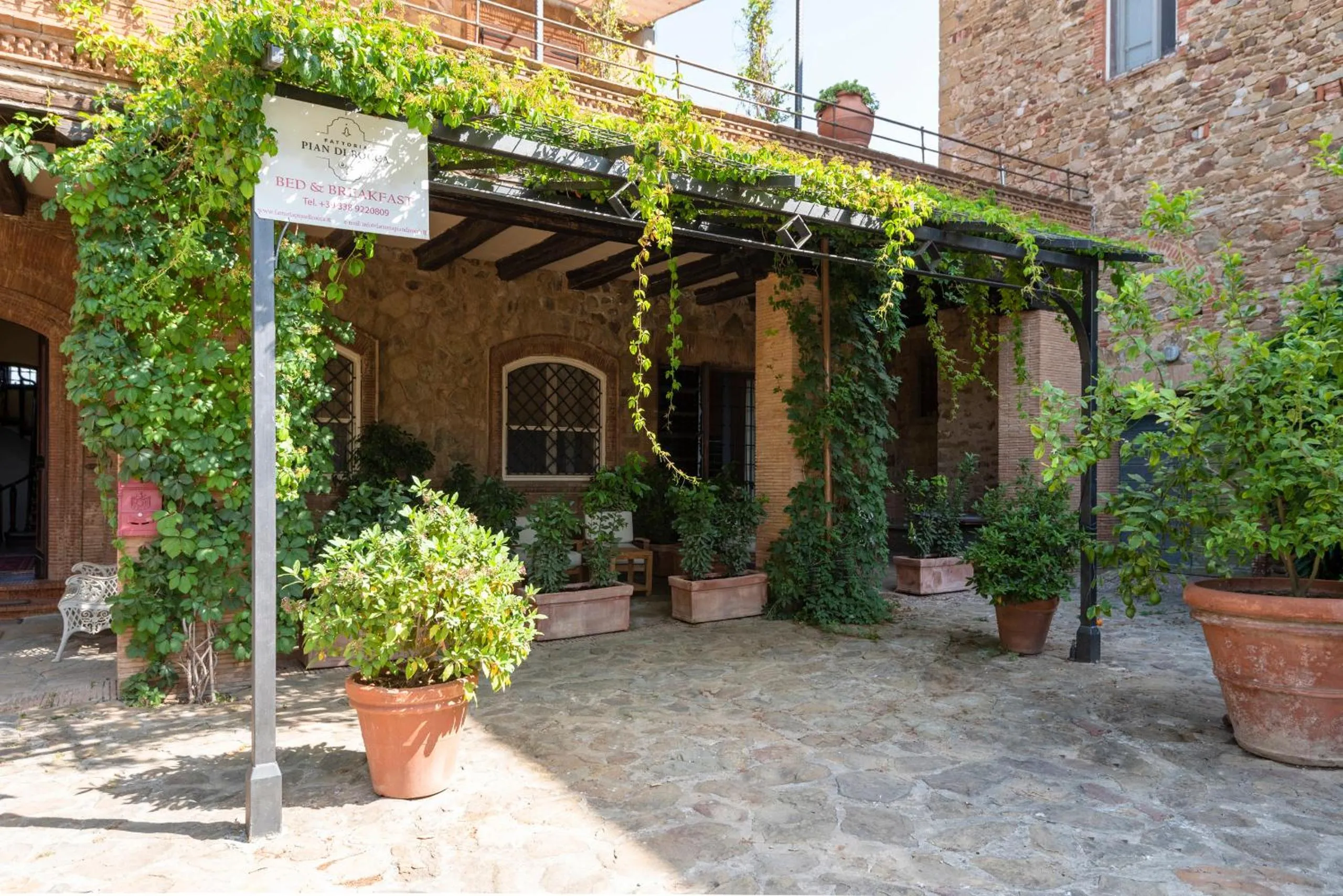 Patio in Fattoria Pian Di Rocca