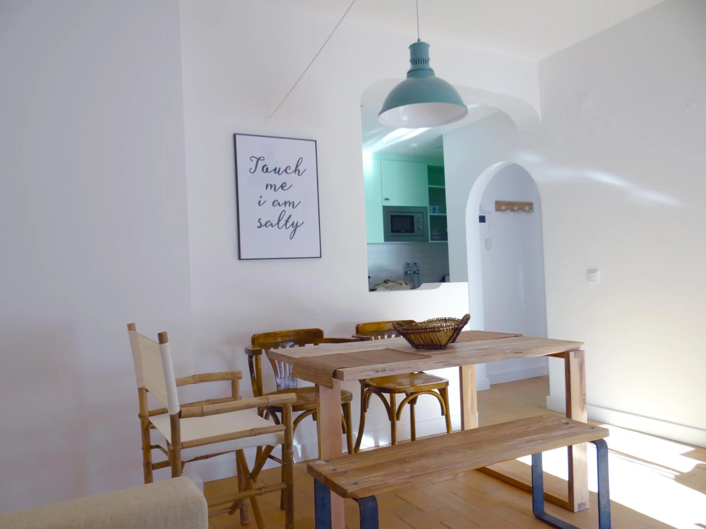Dining area in The Salty Lodge