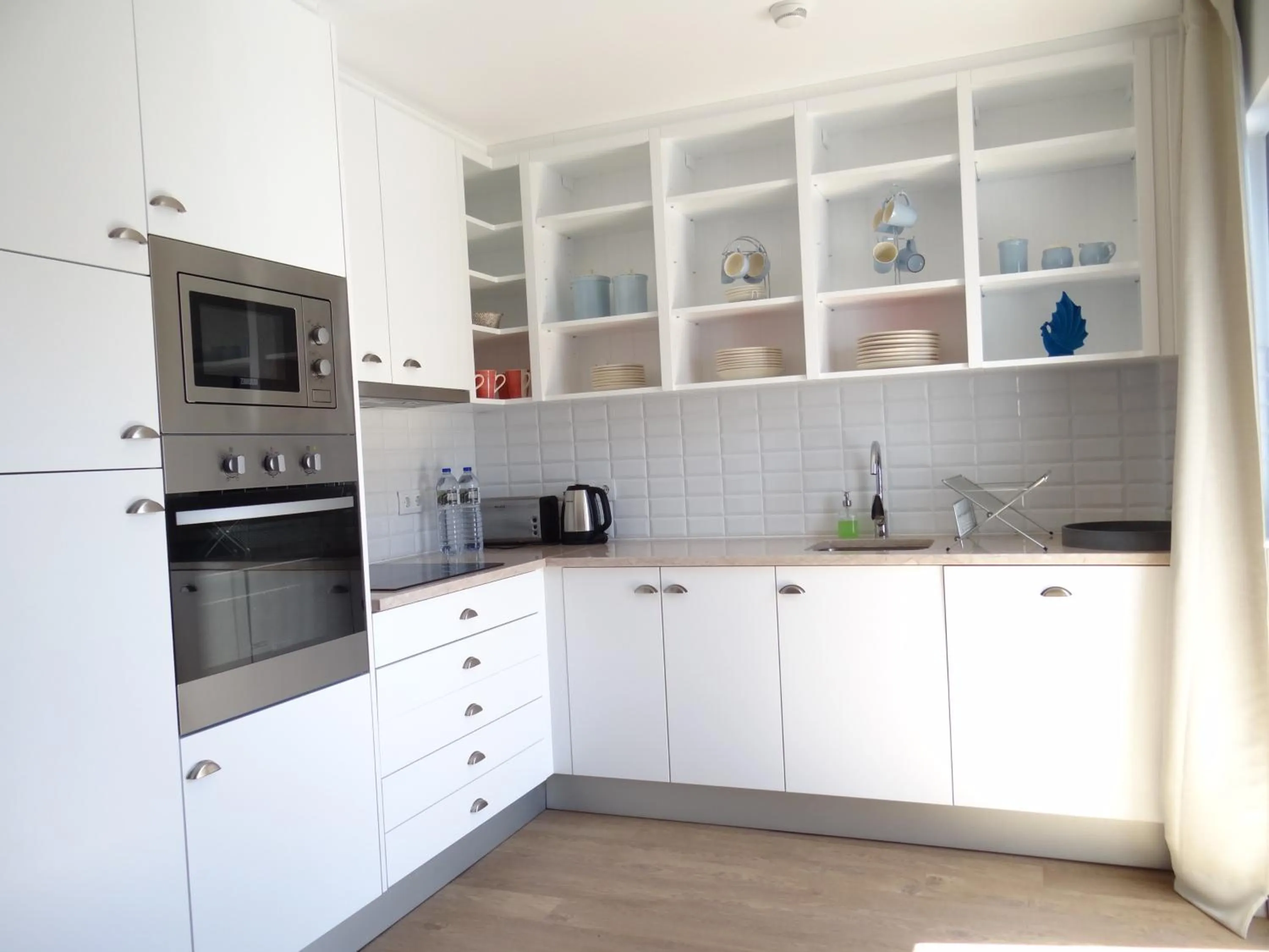 Kitchen or kitchenette in The Salty Lodge