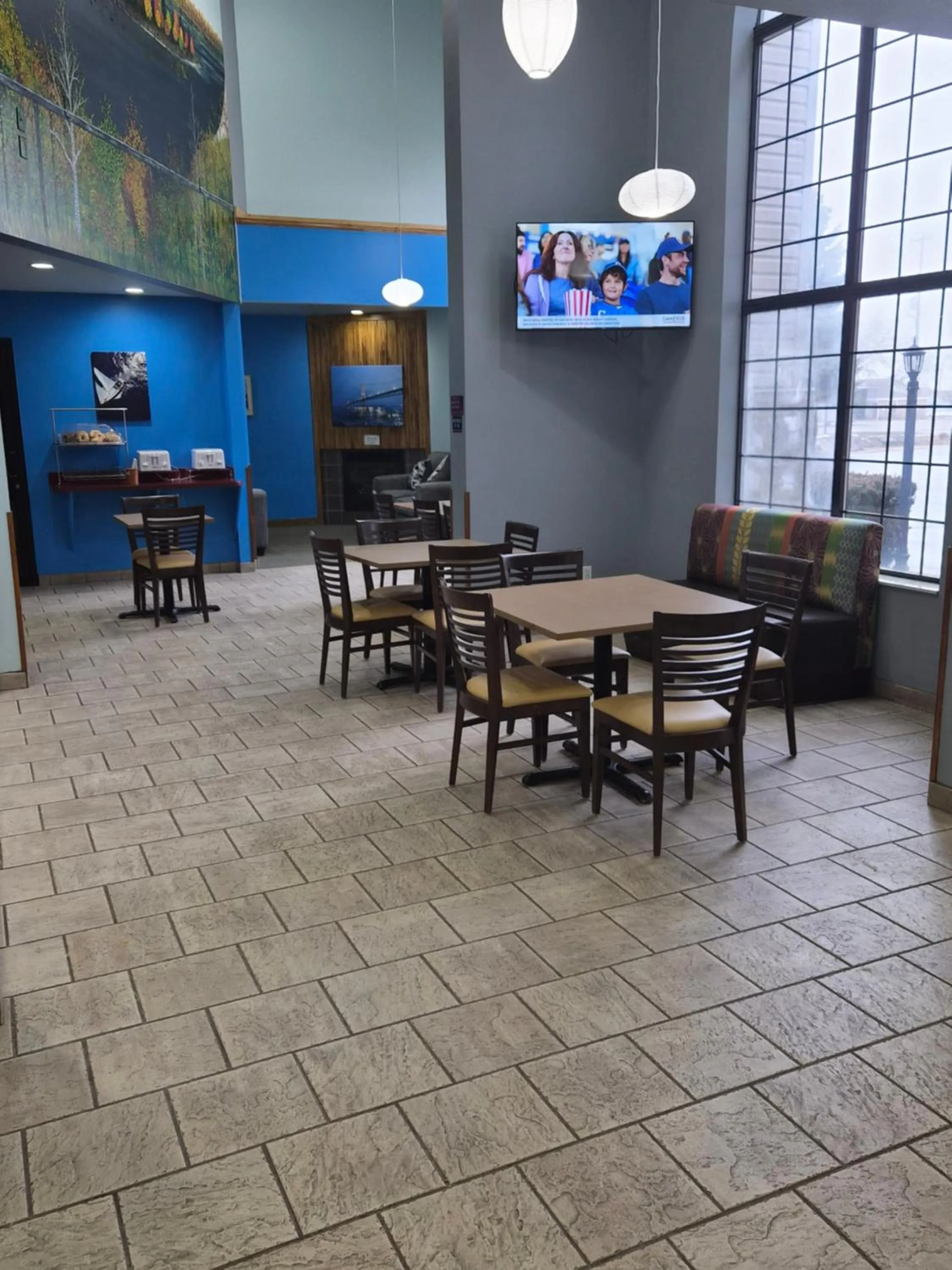 Lobby or reception in Bay Inn