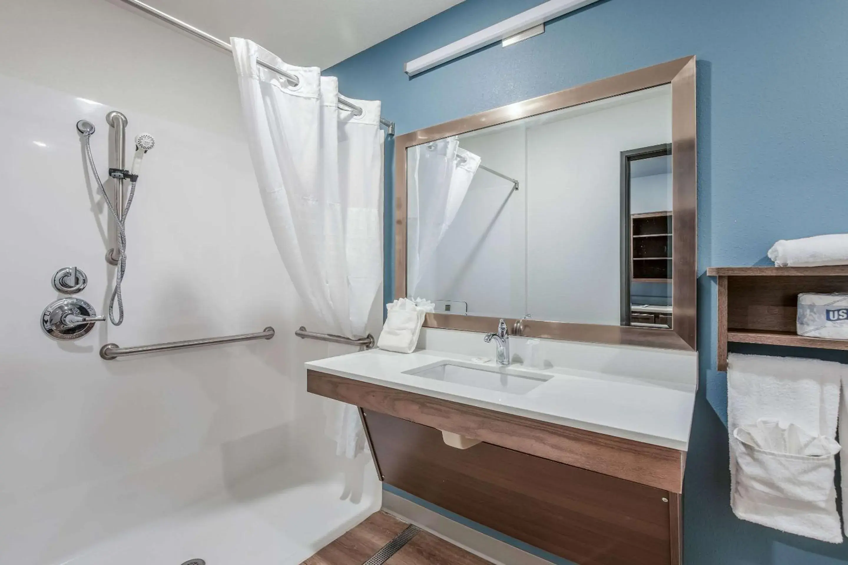 Bathroom in WoodSpring Suites Chicago Midway Bathroom in WoodSpring Suites Chicago Midway