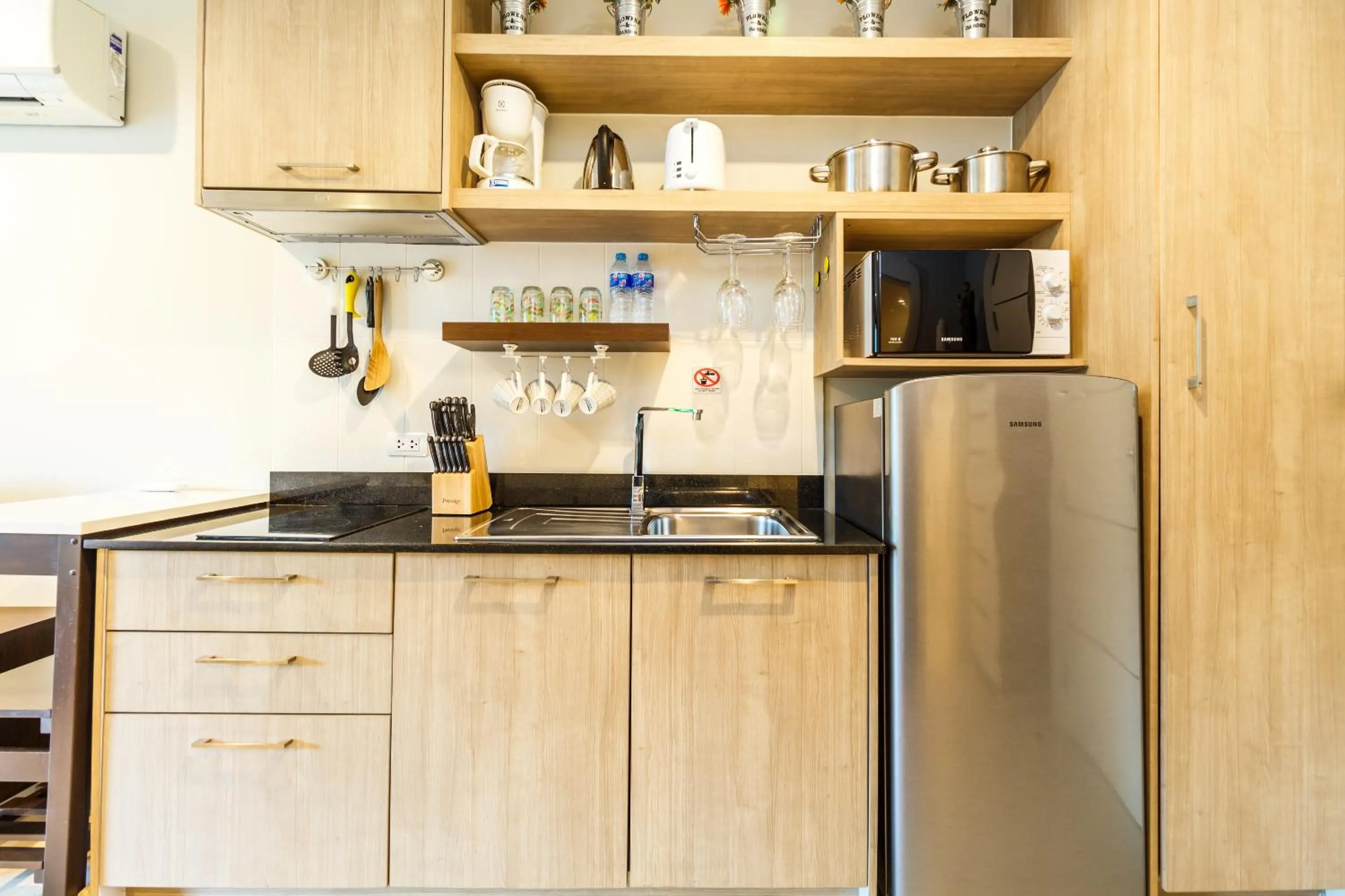 Kitchen or kitchenette in Apartments at The Bliss Condo by Lofty