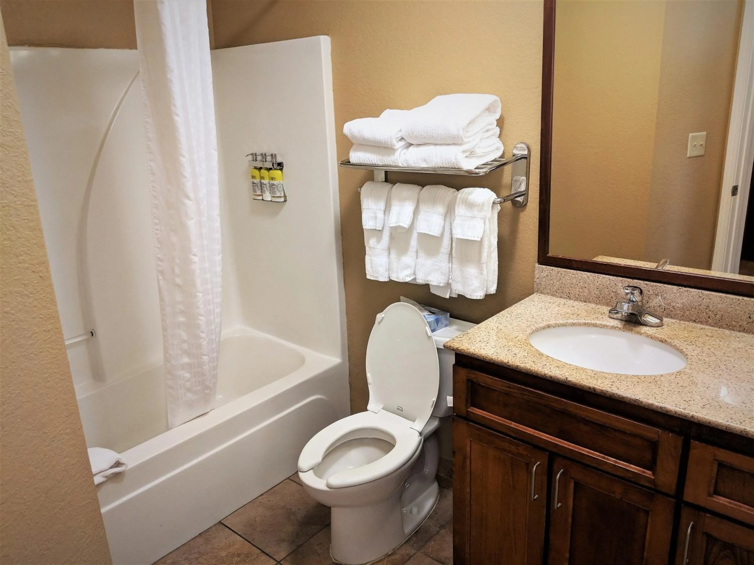 Bathroom in Candlewood Suites Macon by IHG