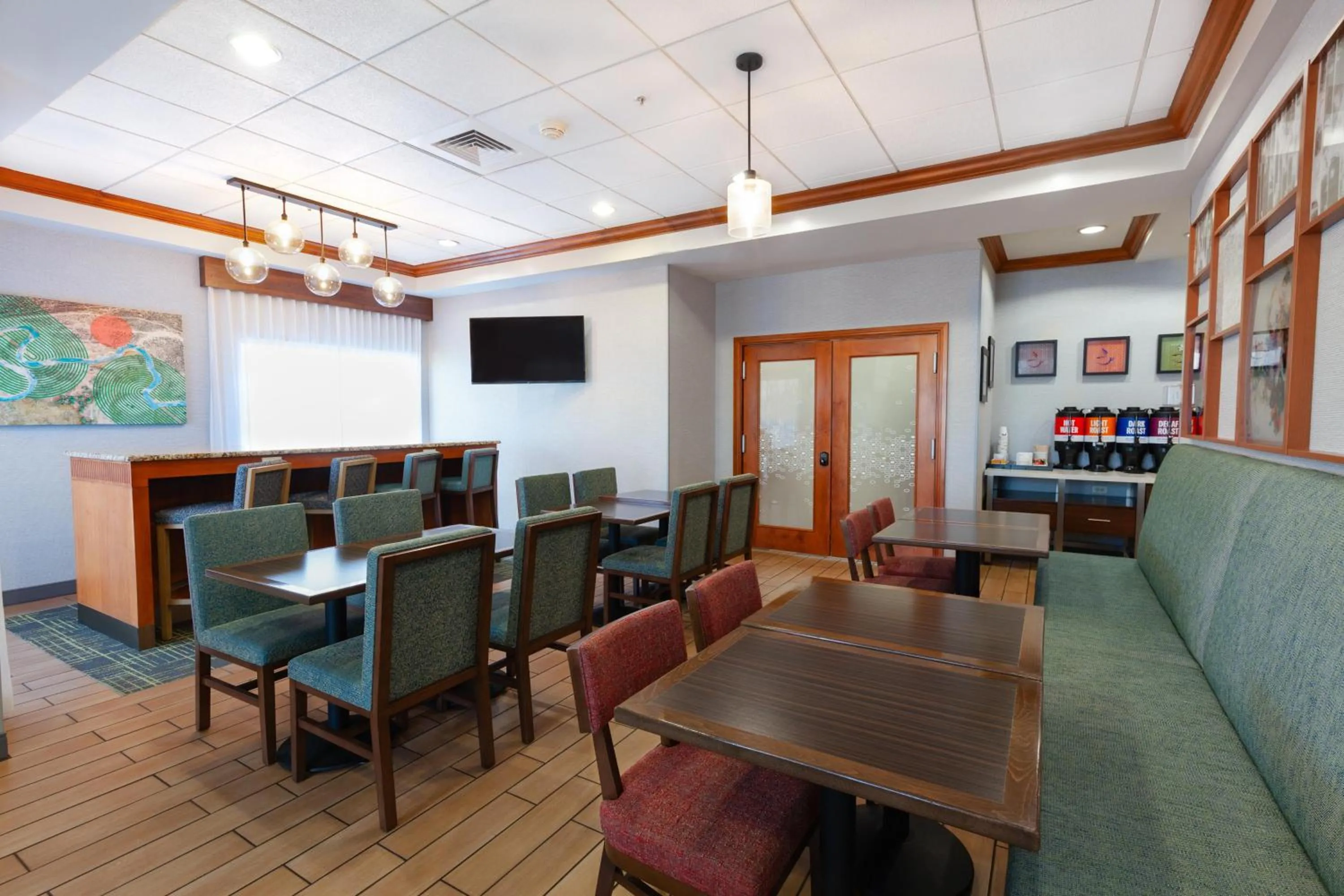 Breakfast in Hampton Inn Richfield