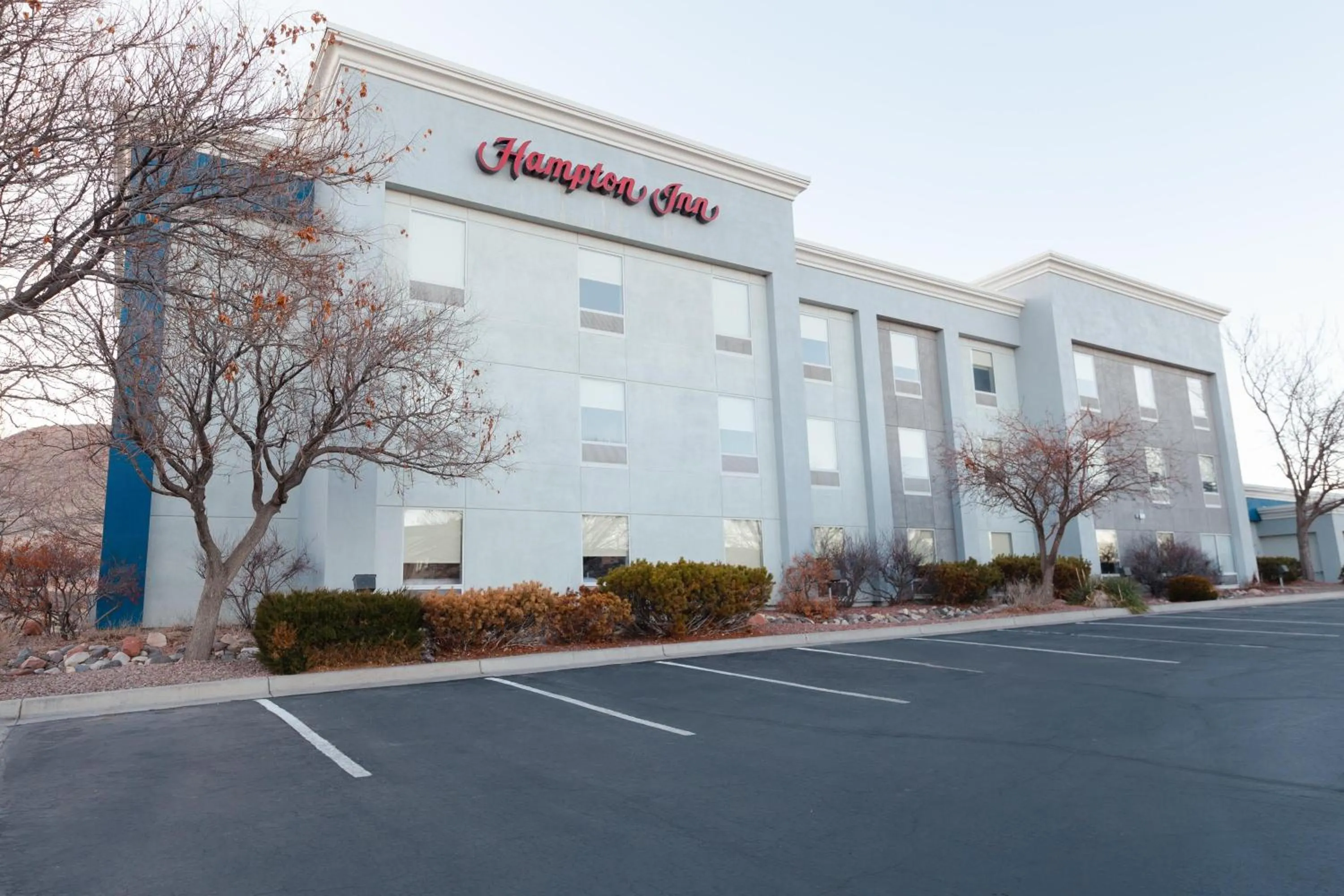 Property building in Hampton Inn Richfield