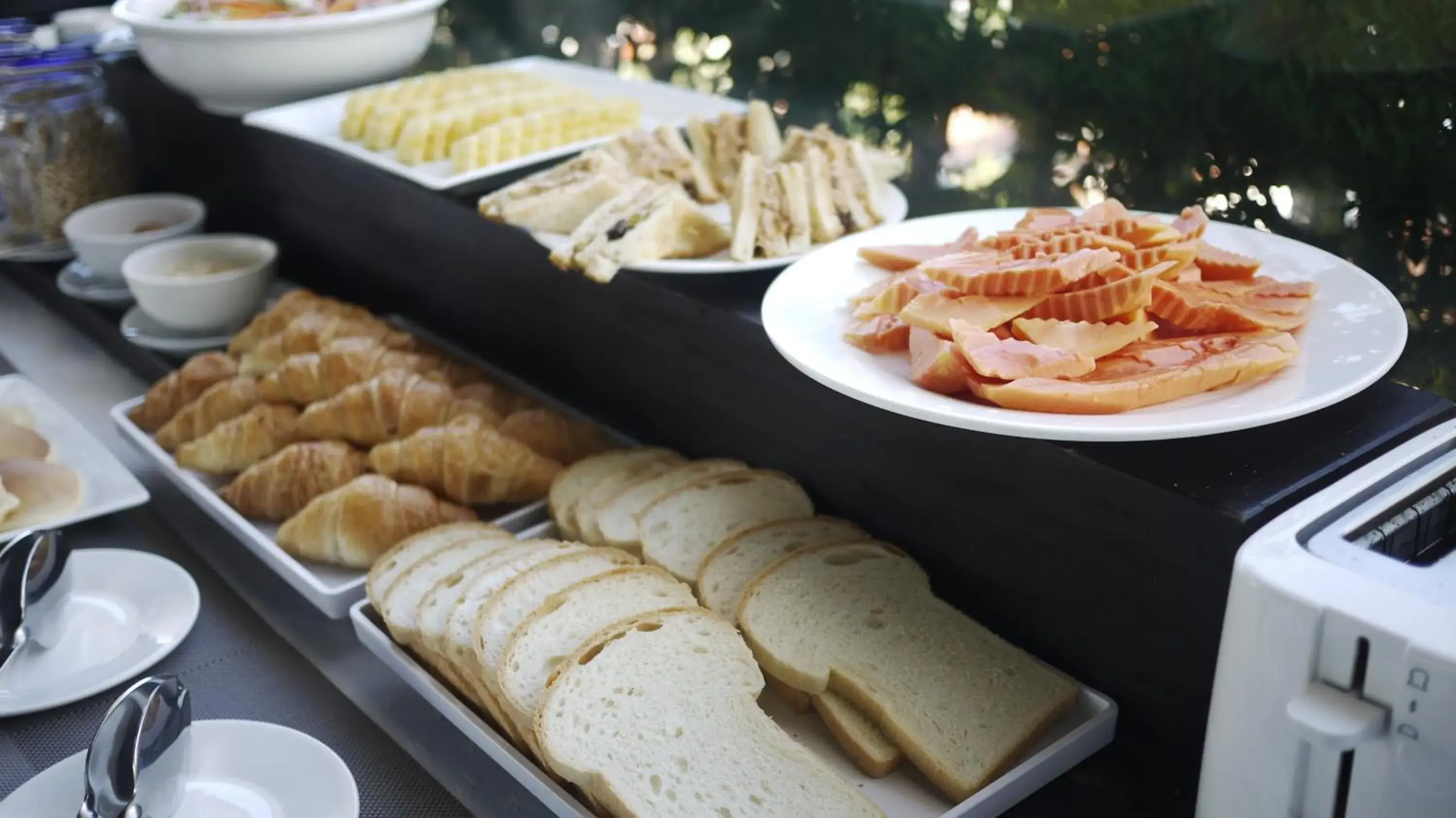 Food in Naki Suites @ Silvertown Food in Naki Suites @ Silvertown