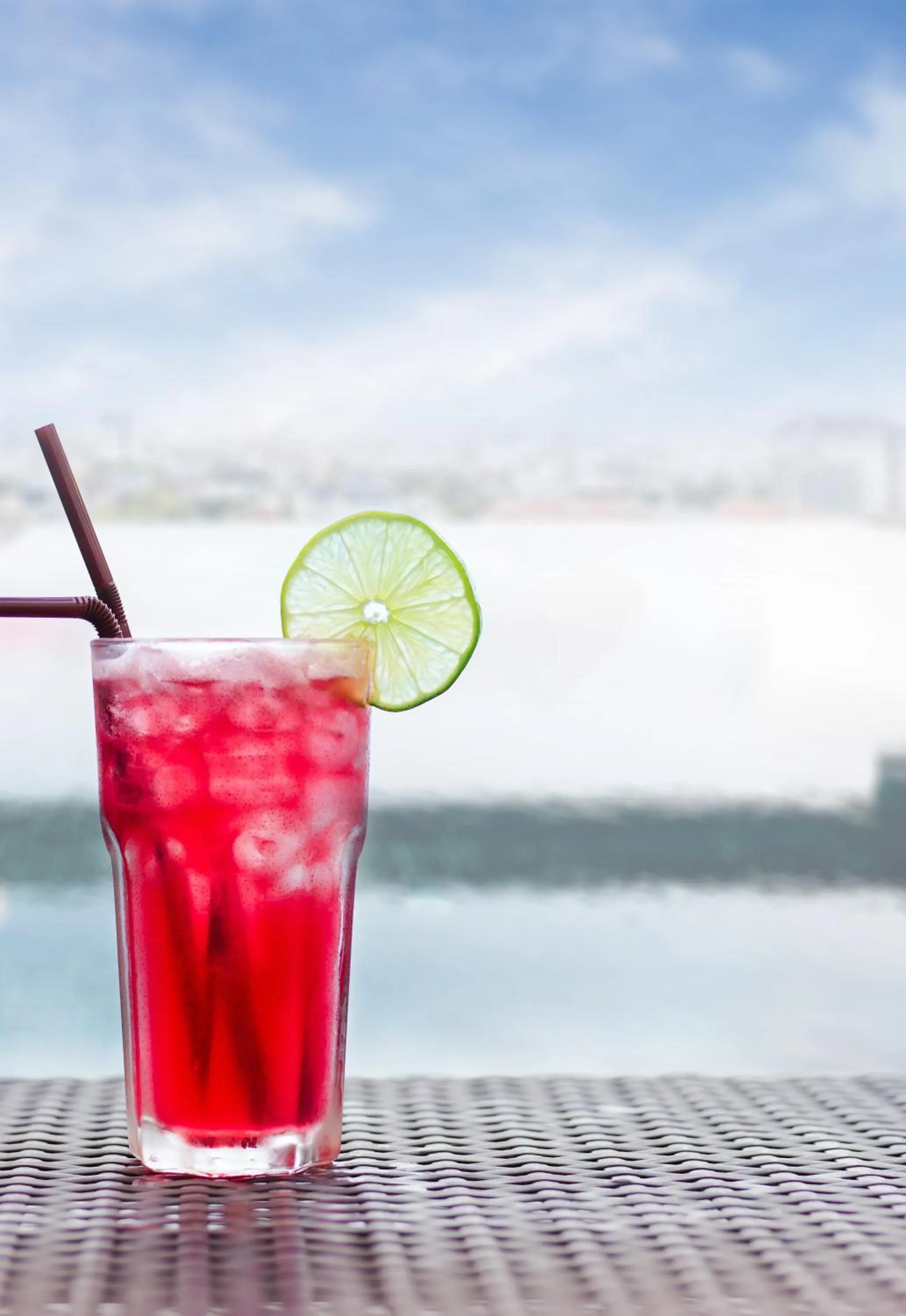 Food and drinks in Naki Suites @ Silvertown